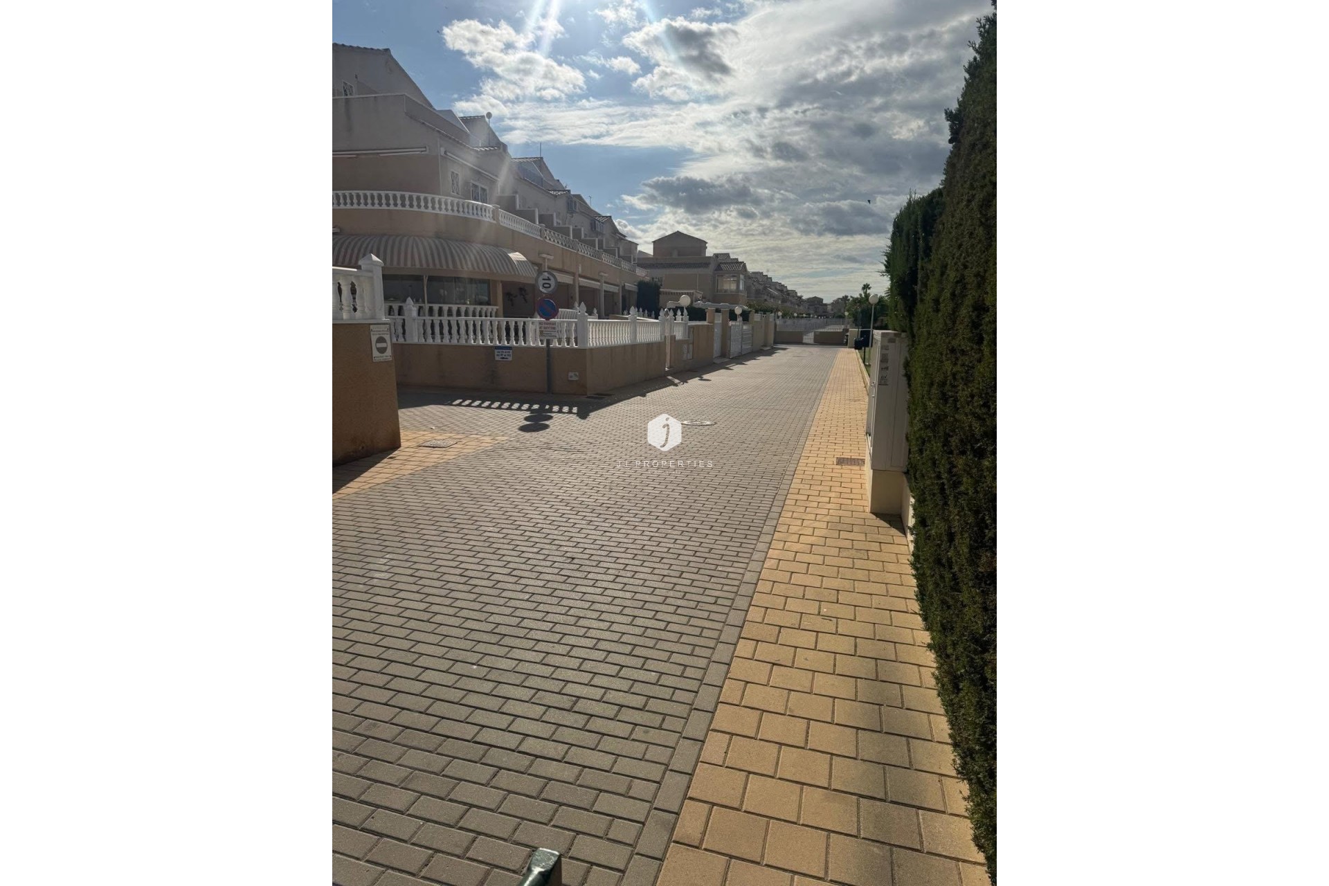 Segunda mano - Duplex -
Torrevieja - Torretas