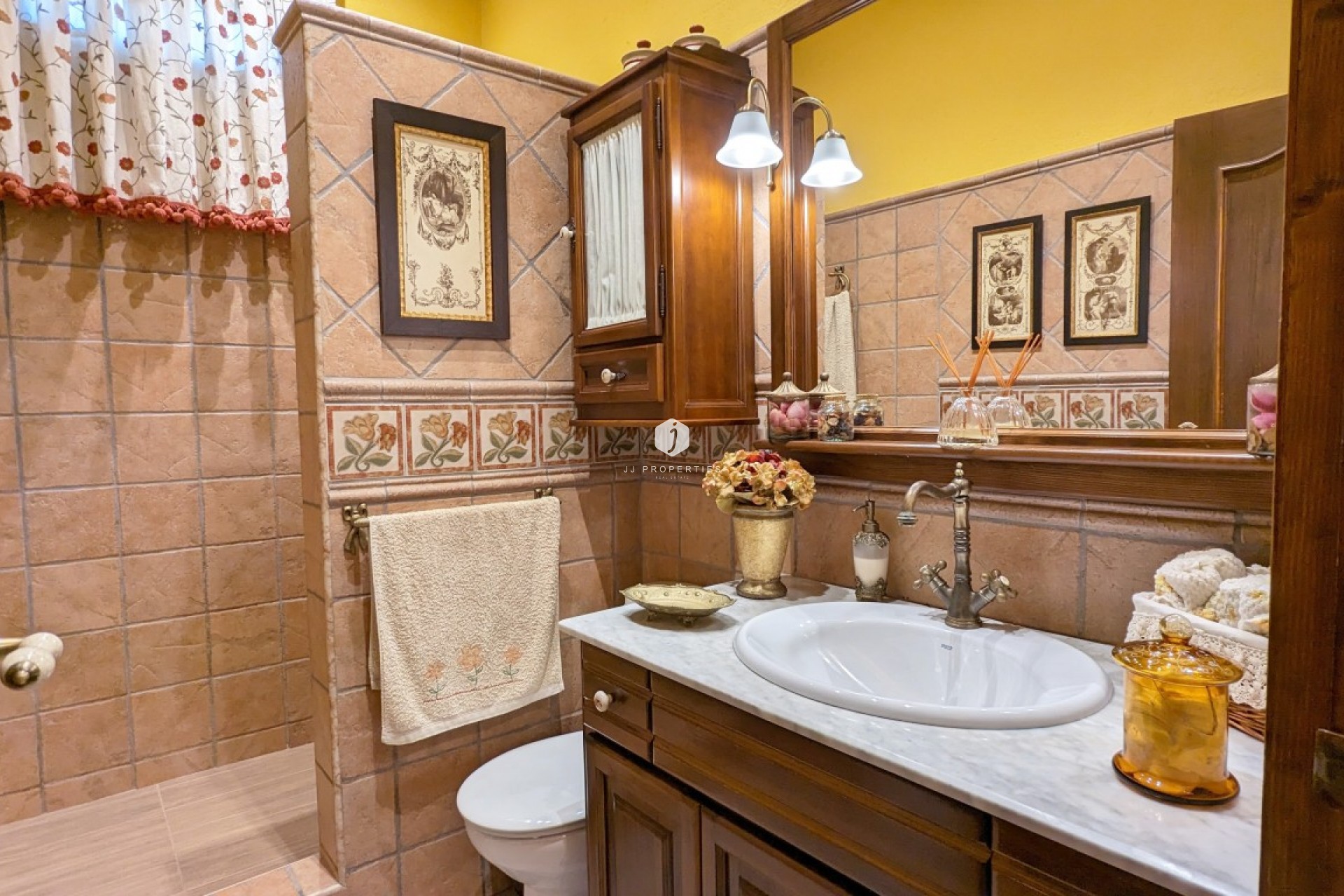 Segunda mano - Villa -
Bigastro - Inland