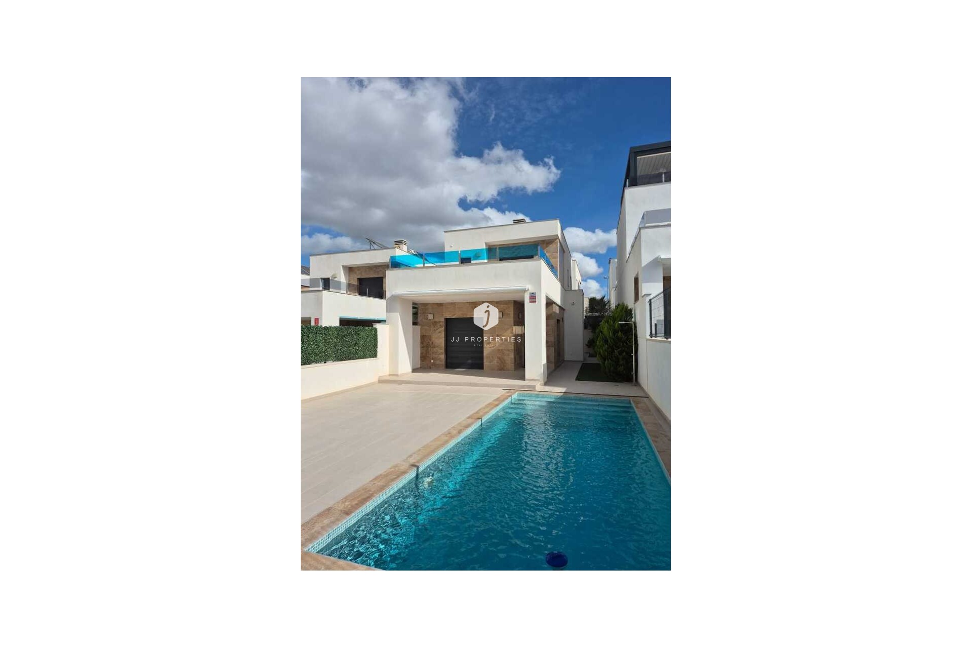 Segunda mano - Villa -
Bigastro - Inland