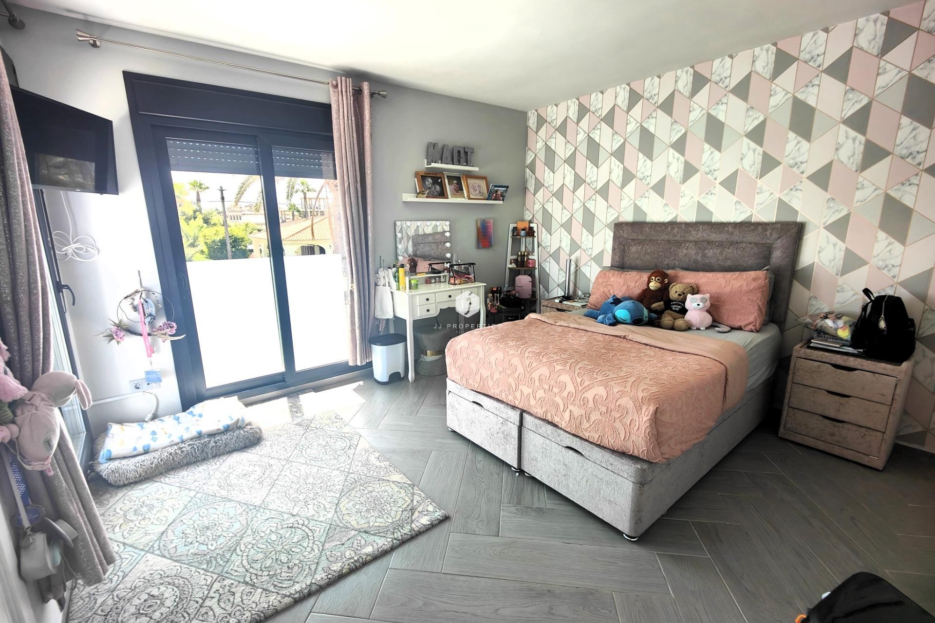 Segunda mano - Villa -
Cabo Roig - Costa Blanca