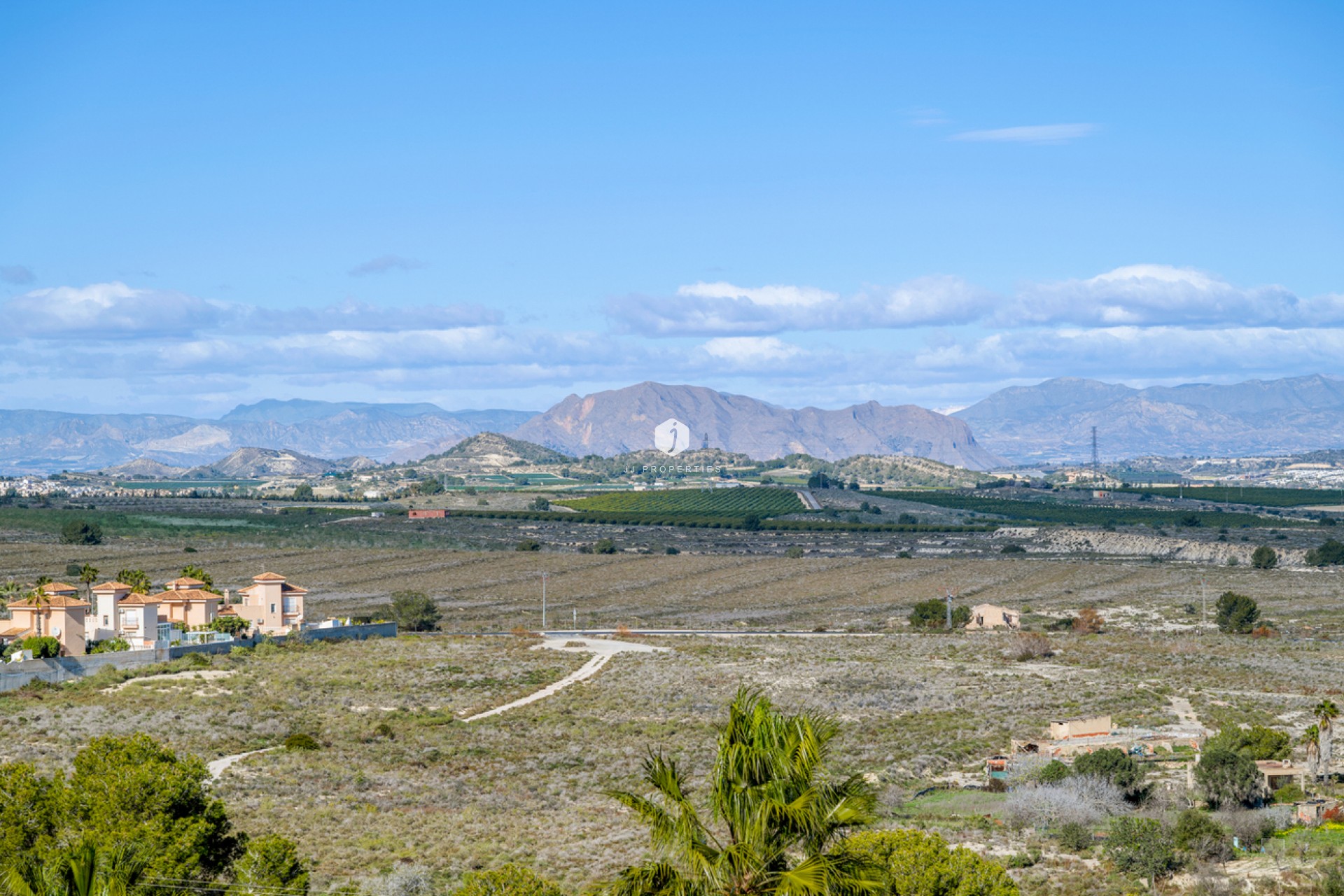 Segunda mano - Villa -
Ciudad De Las Comunicaciones - Costa Blanca