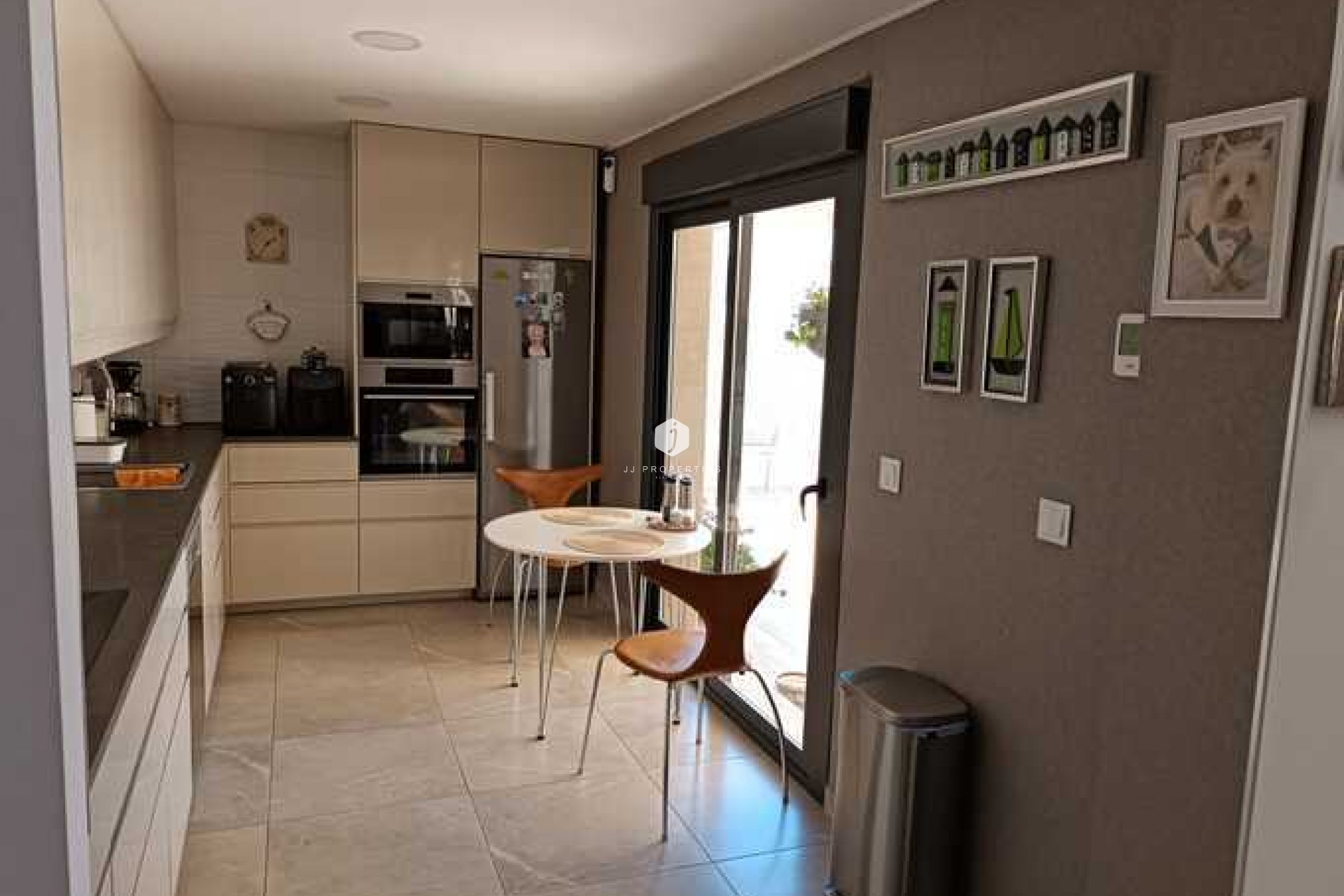 Segunda mano - Villa -
Daya Nueva - Costa Blanca