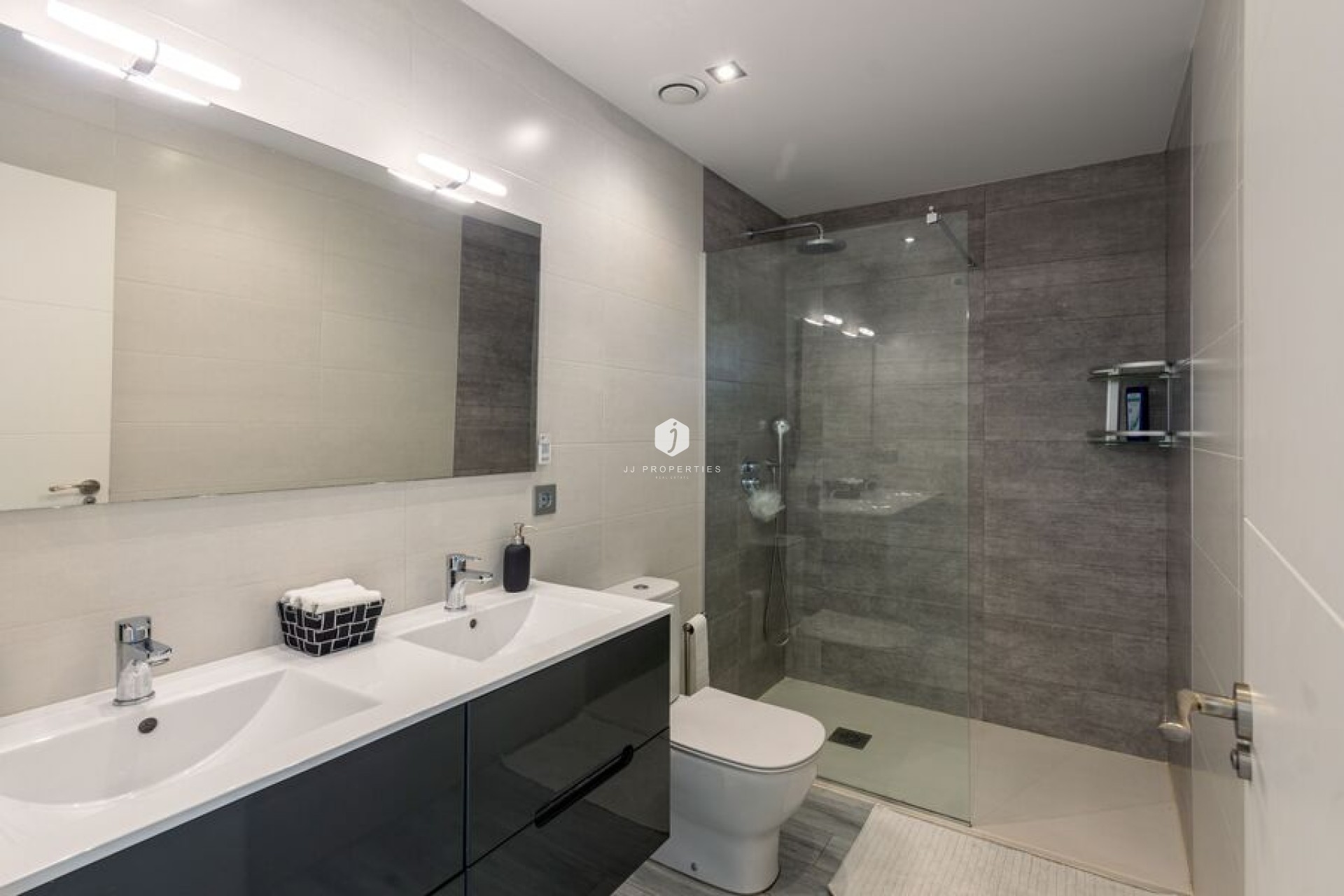 Segunda mano - Villa -
Daya Vieja - Costa Blanca