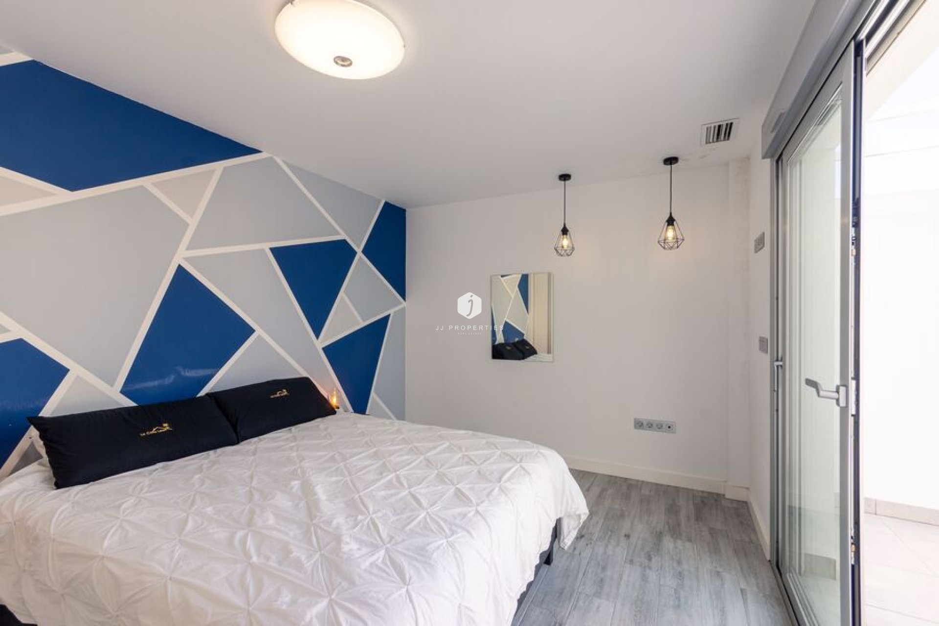 Segunda mano - Villa -
Daya Vieja - Costa Blanca