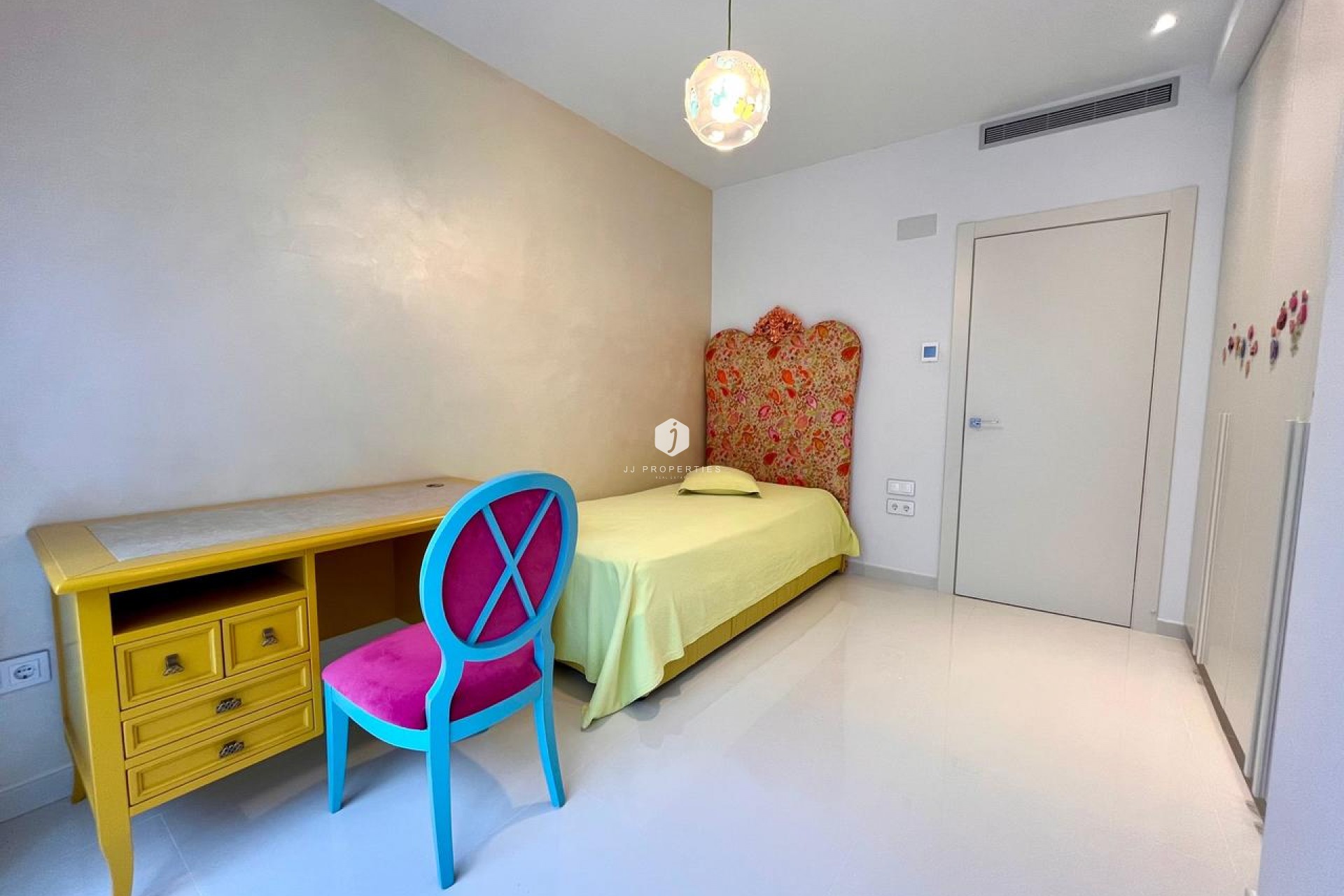 Segunda mano - Villa -
Dehesa de Campoamor - Costa Blanca