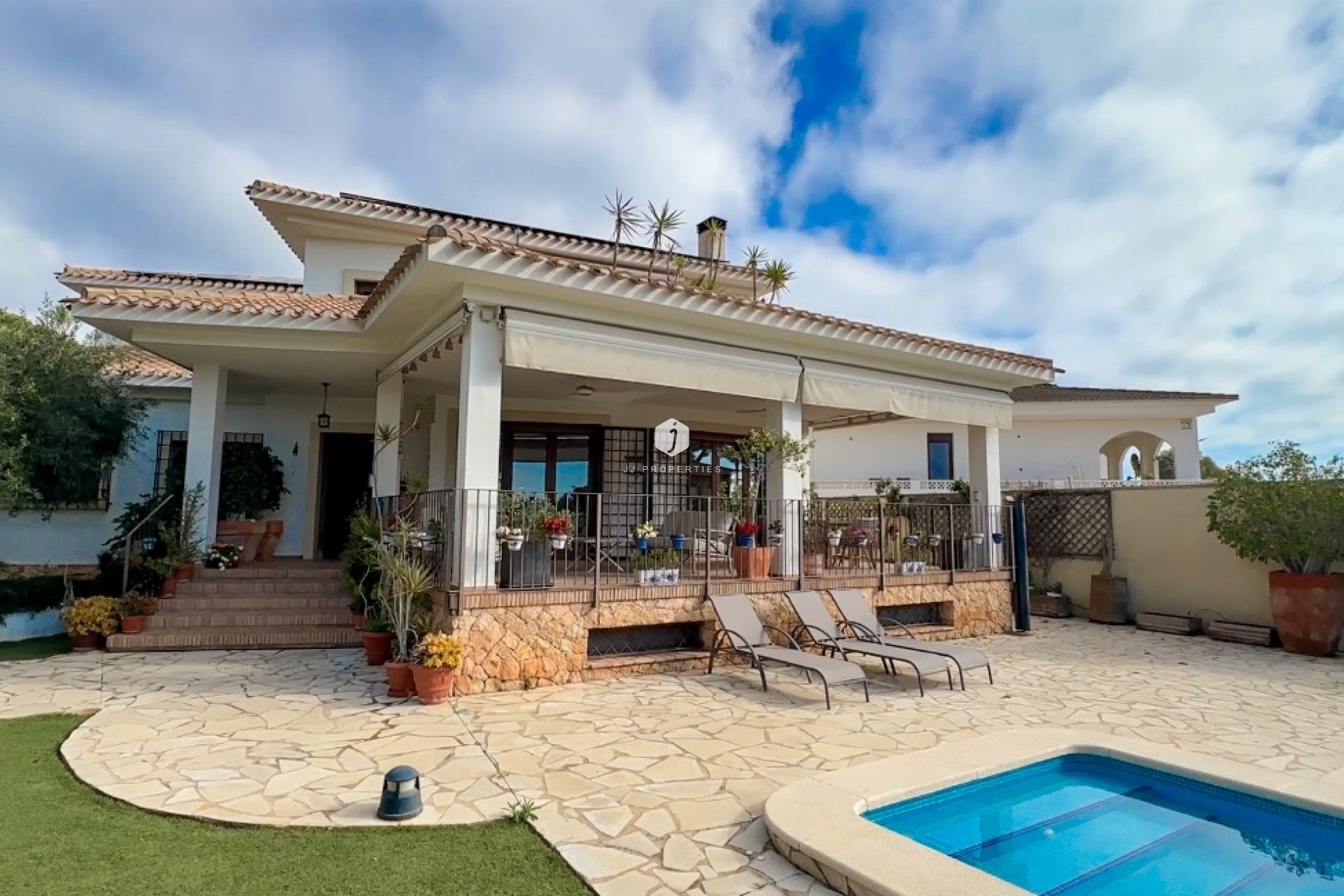 Segunda mano - Villa -
Dehesa de Campoamor - Costa Blanca