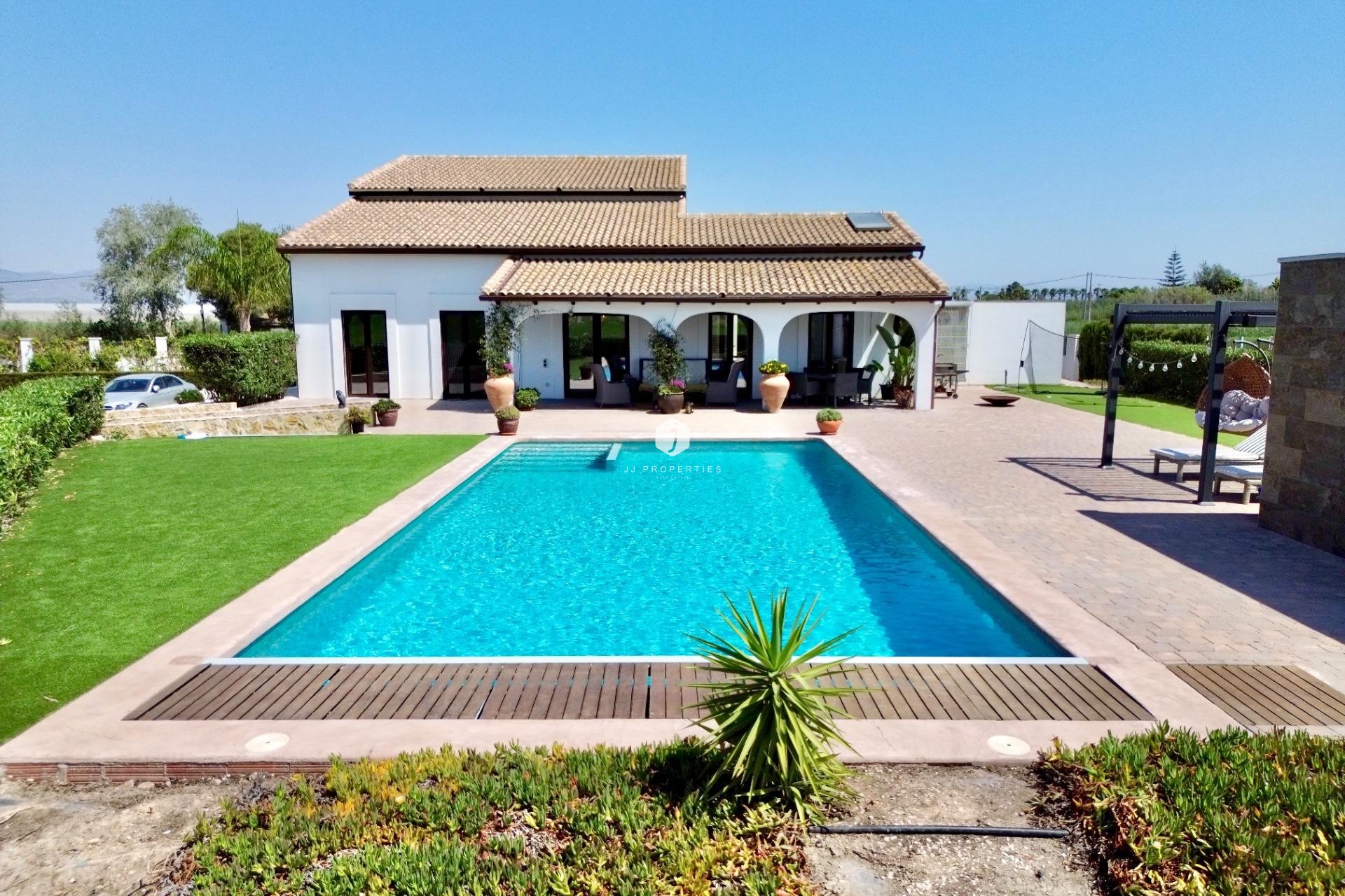 Segunda mano - Villa -
Dolores - Comunidad Valenciana