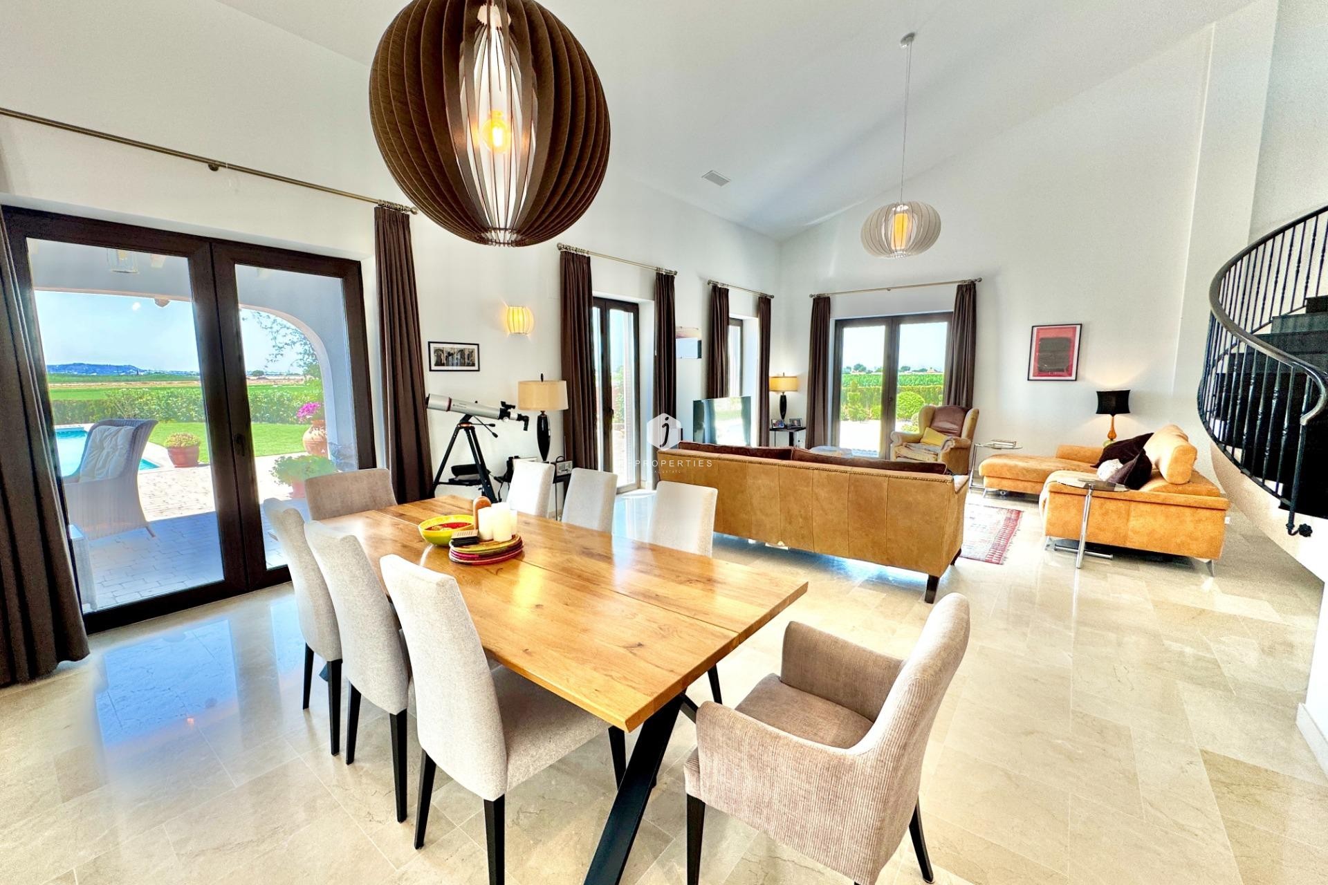 Segunda mano - Villa -
Dolores - Comunidad Valenciana