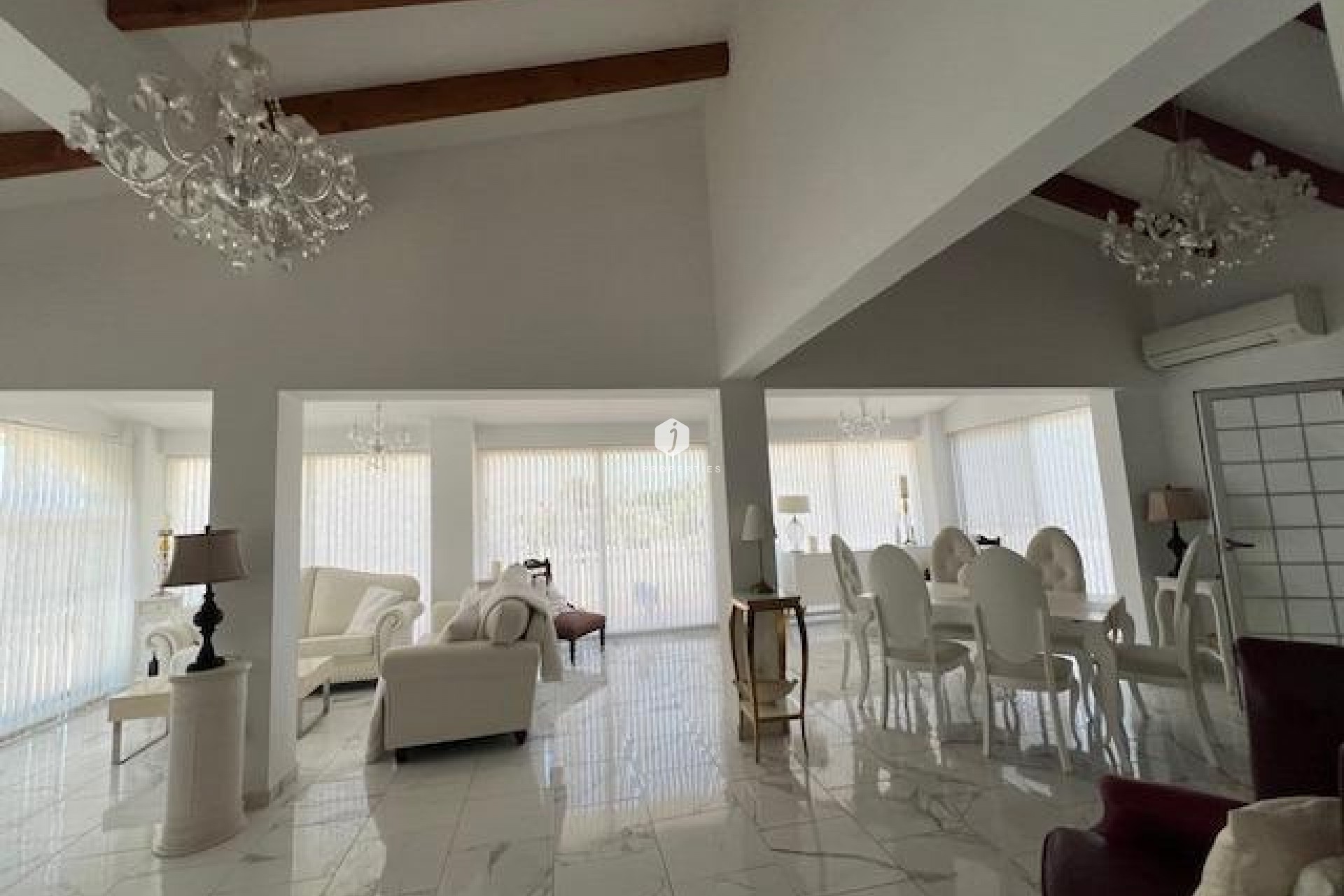 Segunda mano - Villa -
Dolores - Comunidad Valenciana