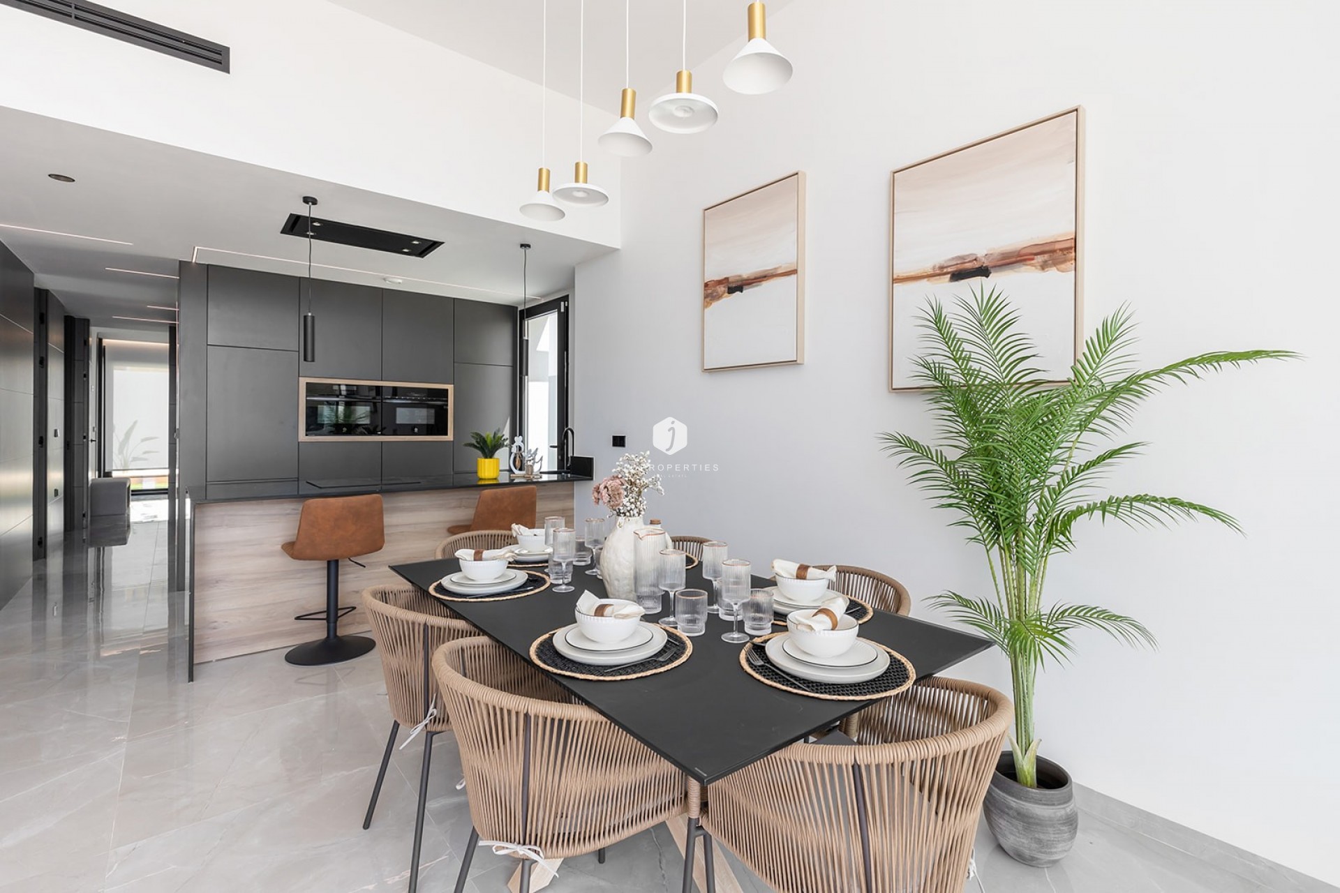 Segunda mano - Villa -
El Chaparral - Inland