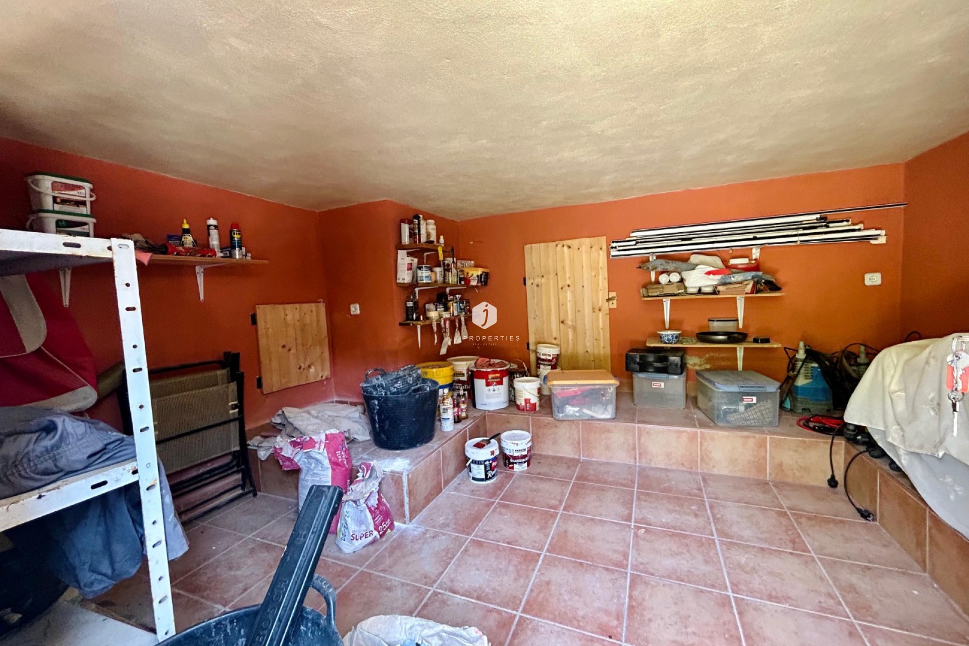 Segunda mano - Villa -
El Chaparral - Inland