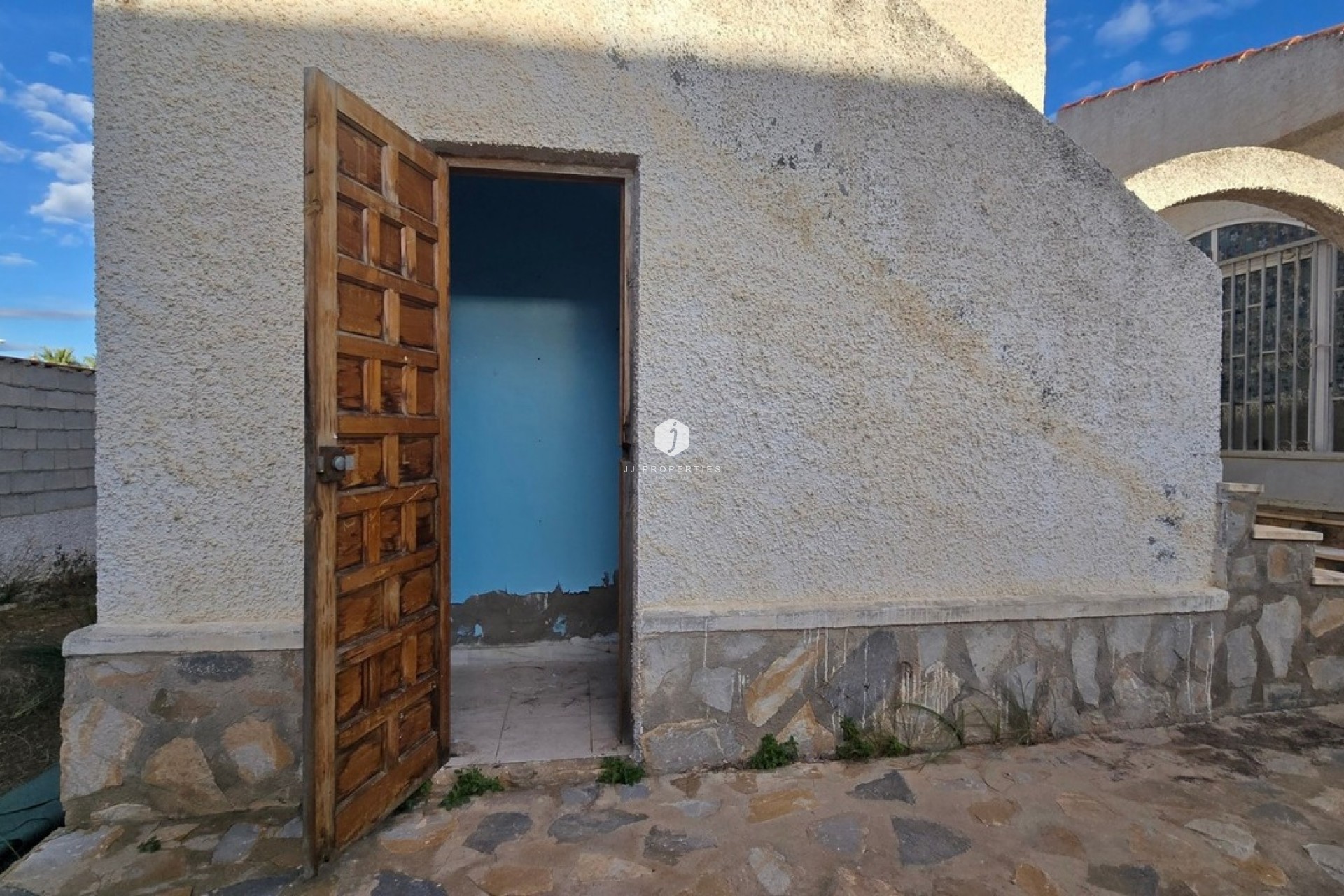 Segunda mano - Villa -
El Chaparral - Inland