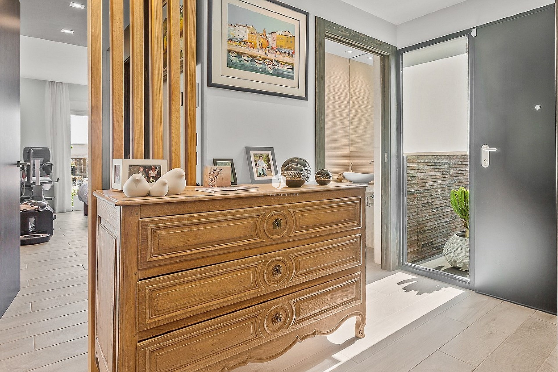 Segunda mano - Villa -
La Finca Golf Resort - Inland