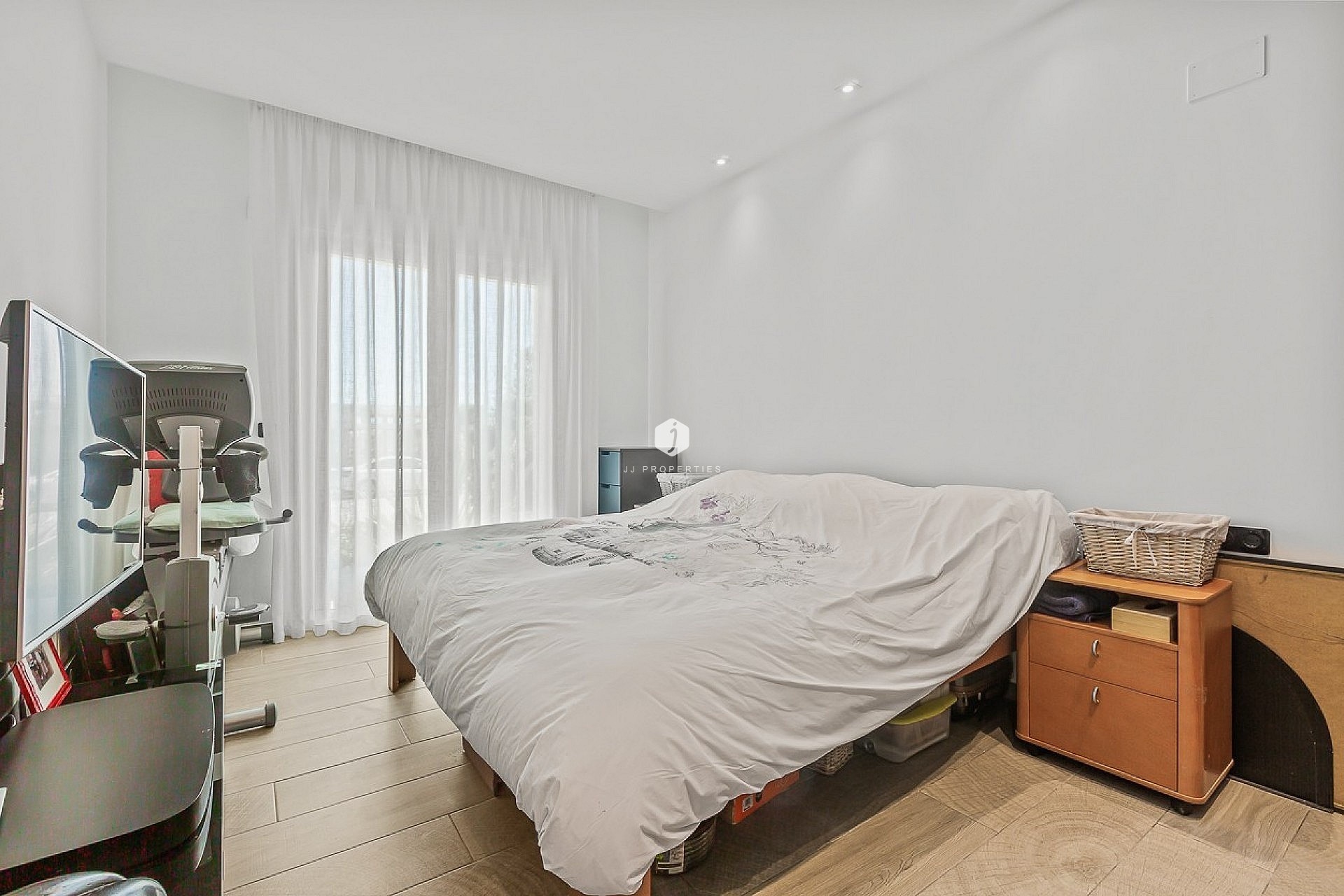 Segunda mano - Villa -
La Finca Golf Resort - Inland