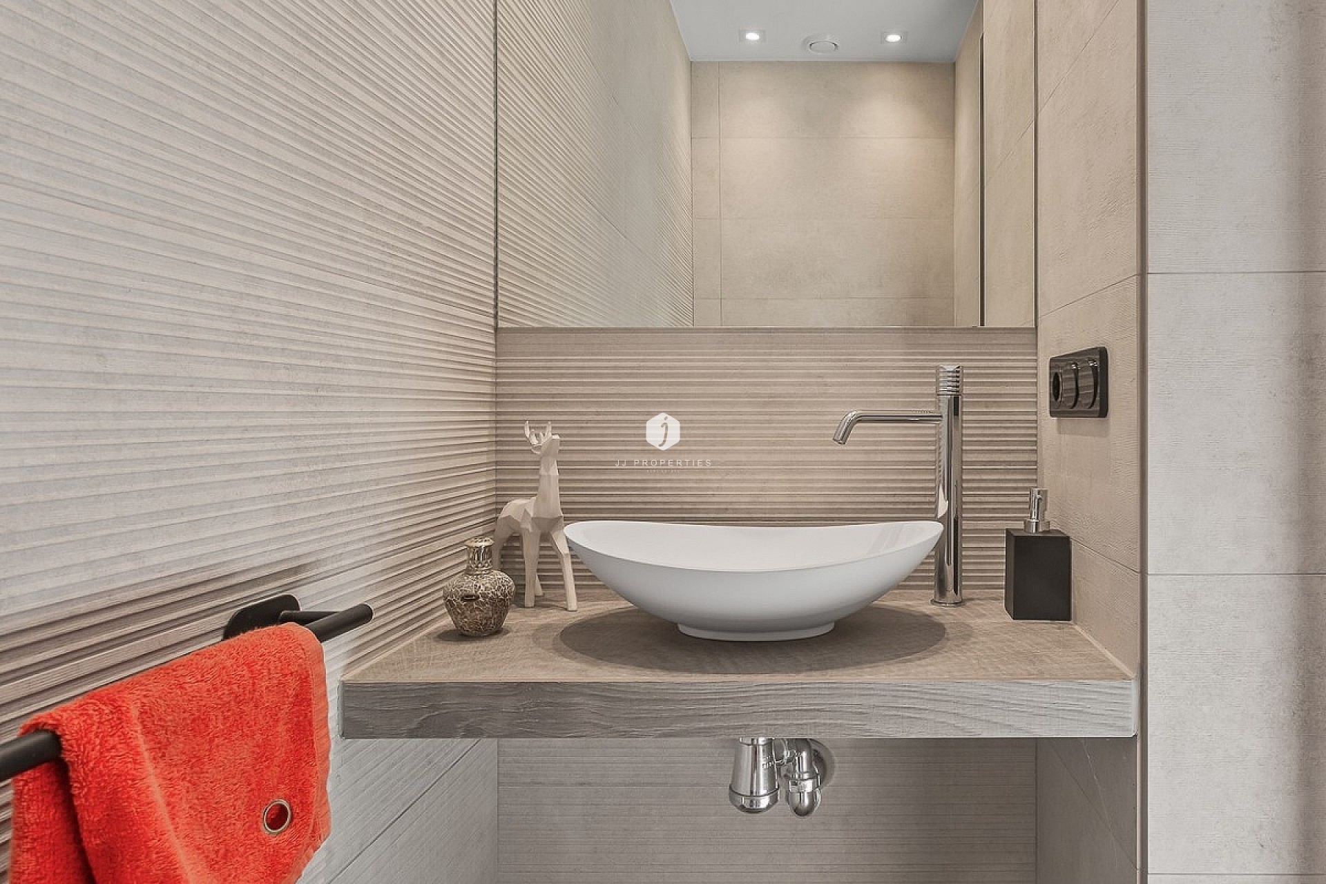 Segunda mano - Villa -
La Finca Golf Resort - Inland