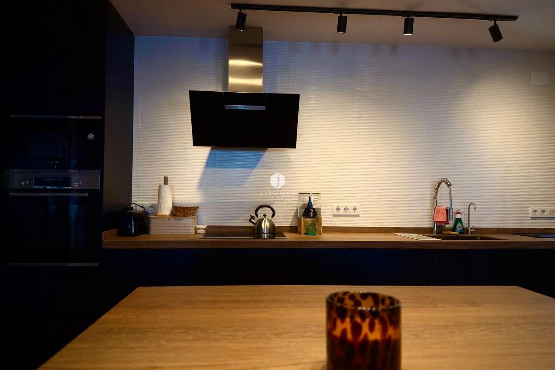 Segunda mano - Villa -
Los Balcones - Barrio Los Balcones - Los Altos del Edén