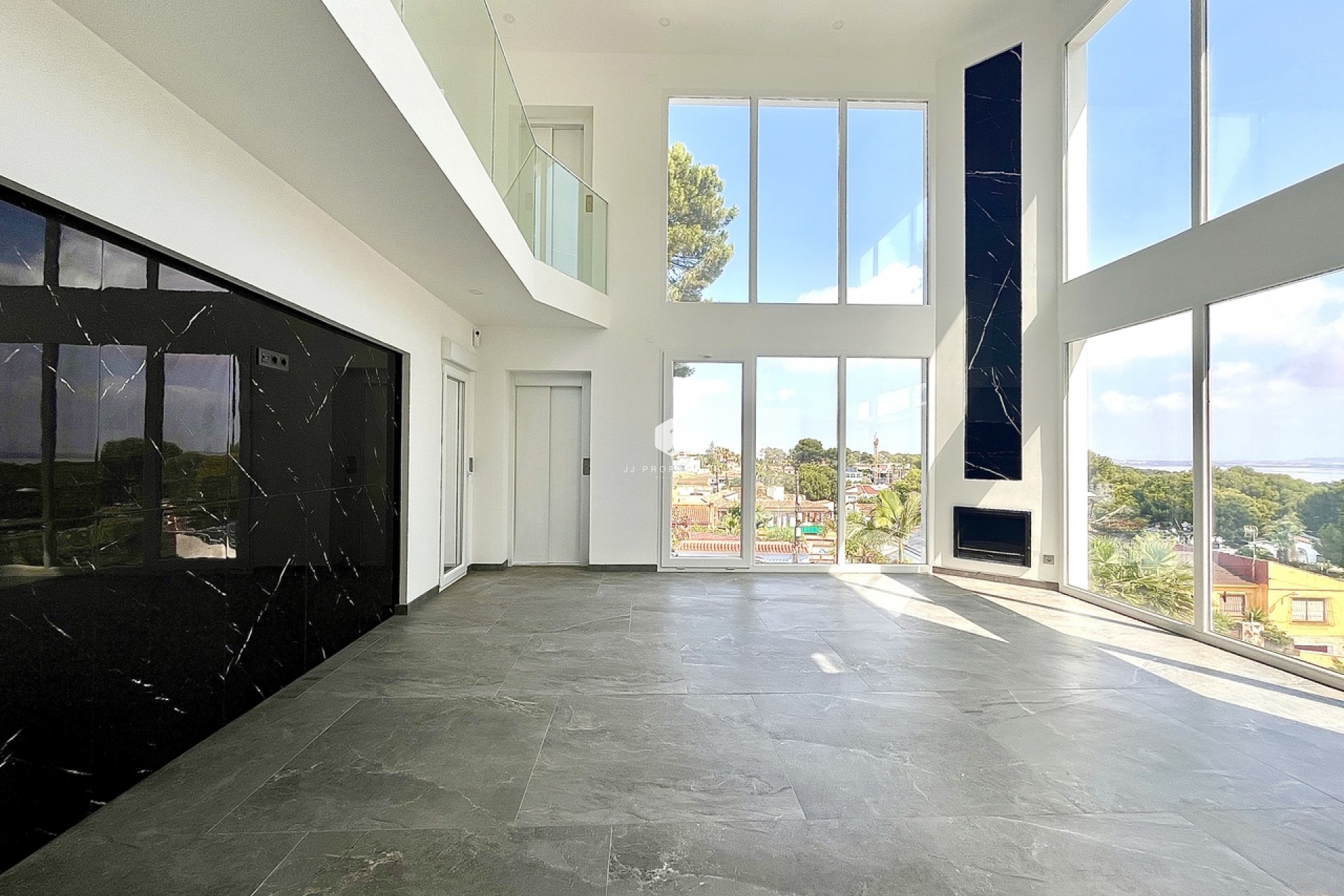 Segunda mano - Villa -
Los Balcones - Costa Blanca