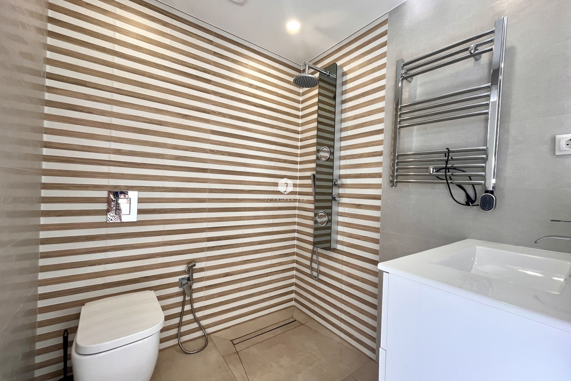 Segunda mano - Villa -
Los Balcones - Costa Blanca