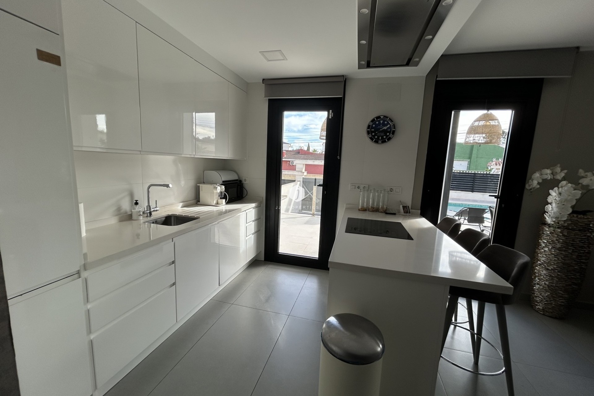 Segunda mano - Villa -
Los Balcones - Costa Blanca