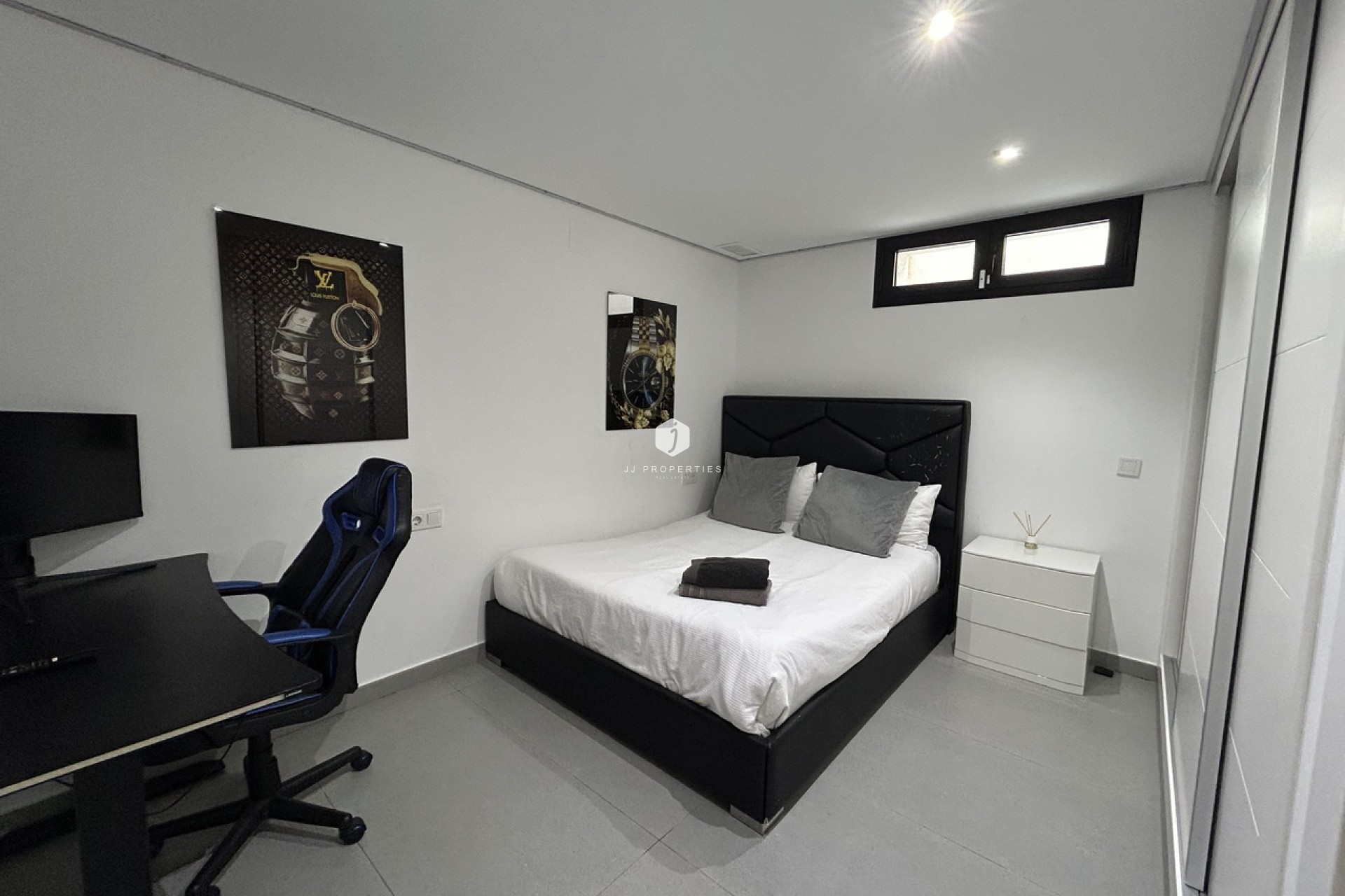 Segunda mano - Villa -
Los Balcones - Costa Blanca