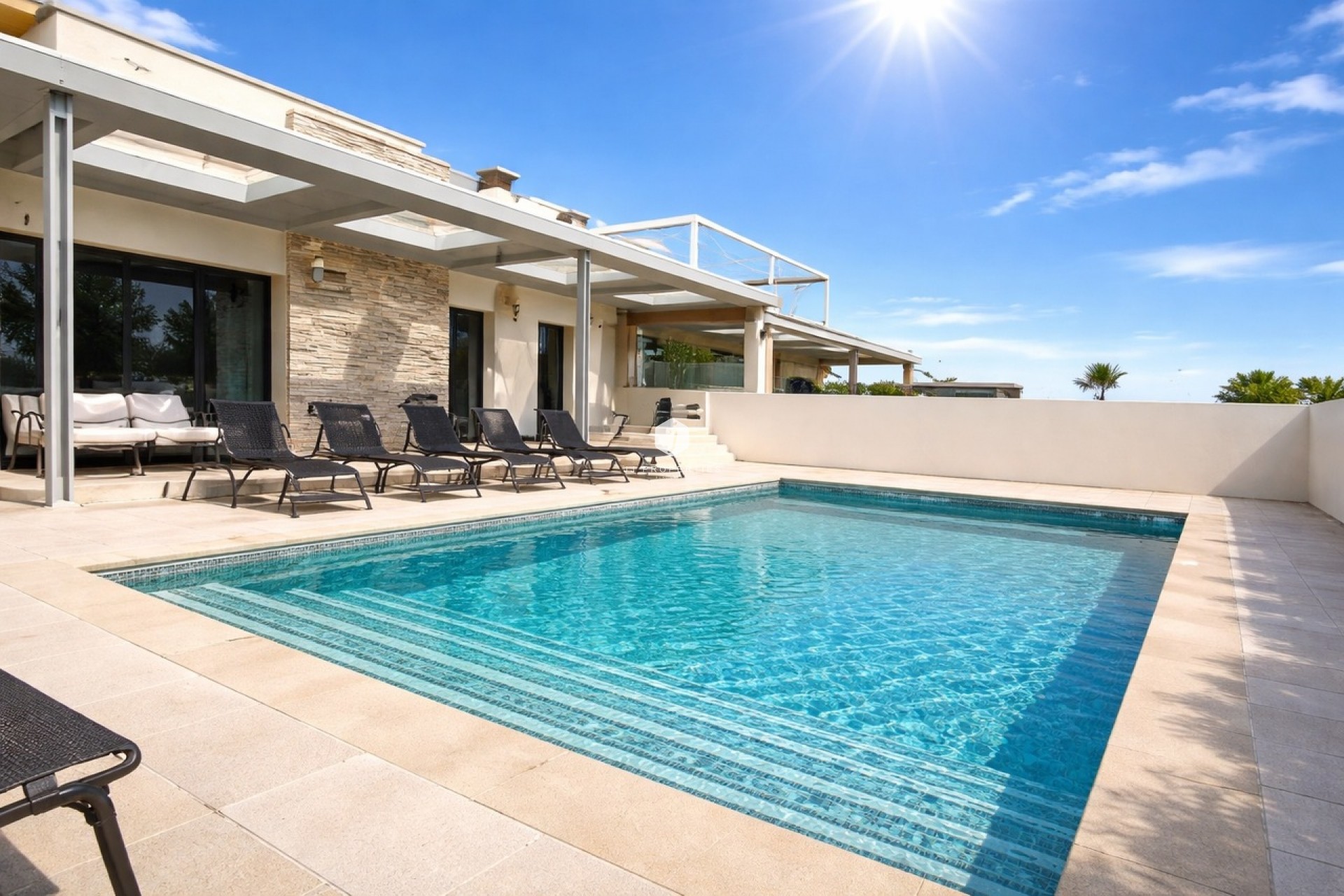 Segunda mano - Villa -
Los Balcones - Costa Blanca