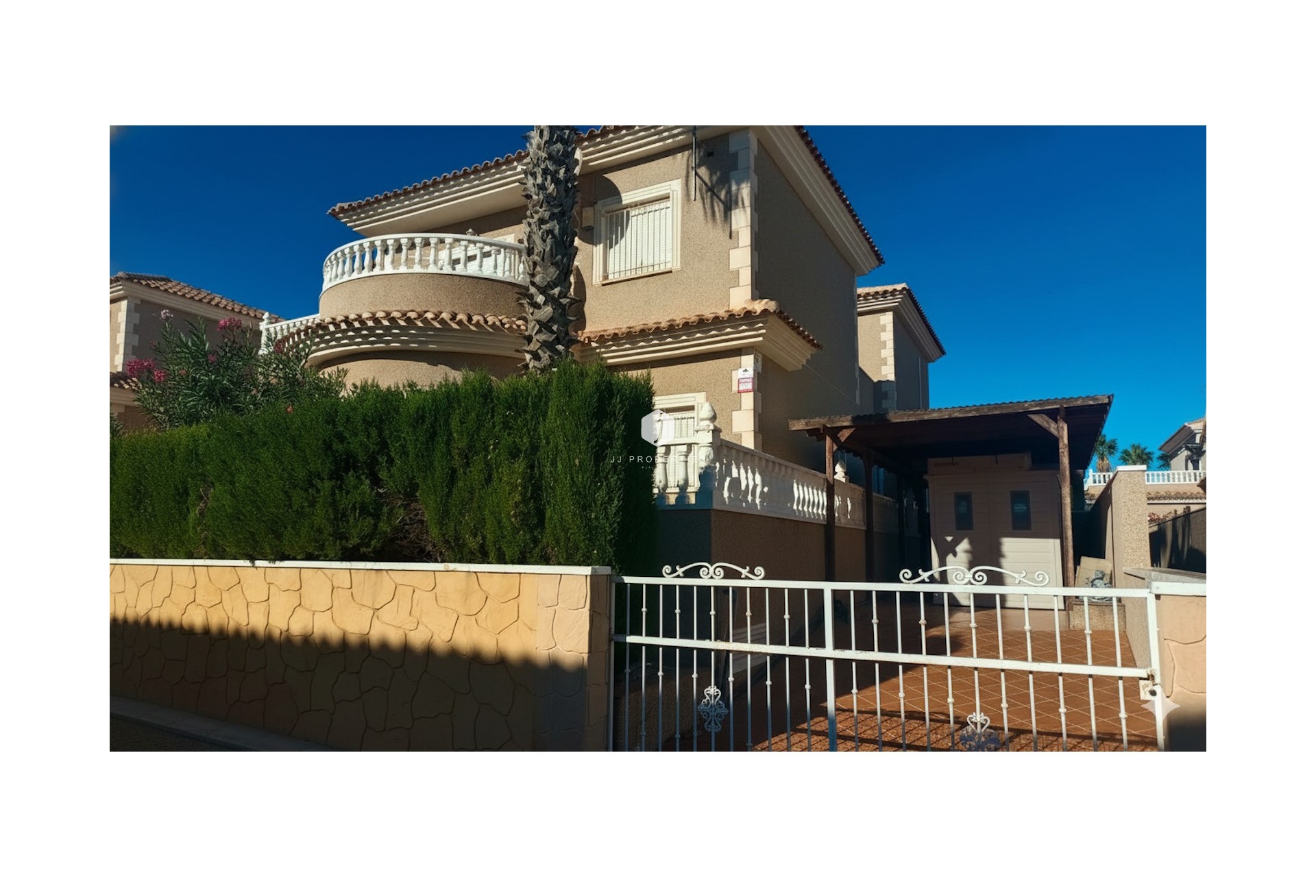 Segunda mano - Villa -
Los Balcones - Costa Blanca