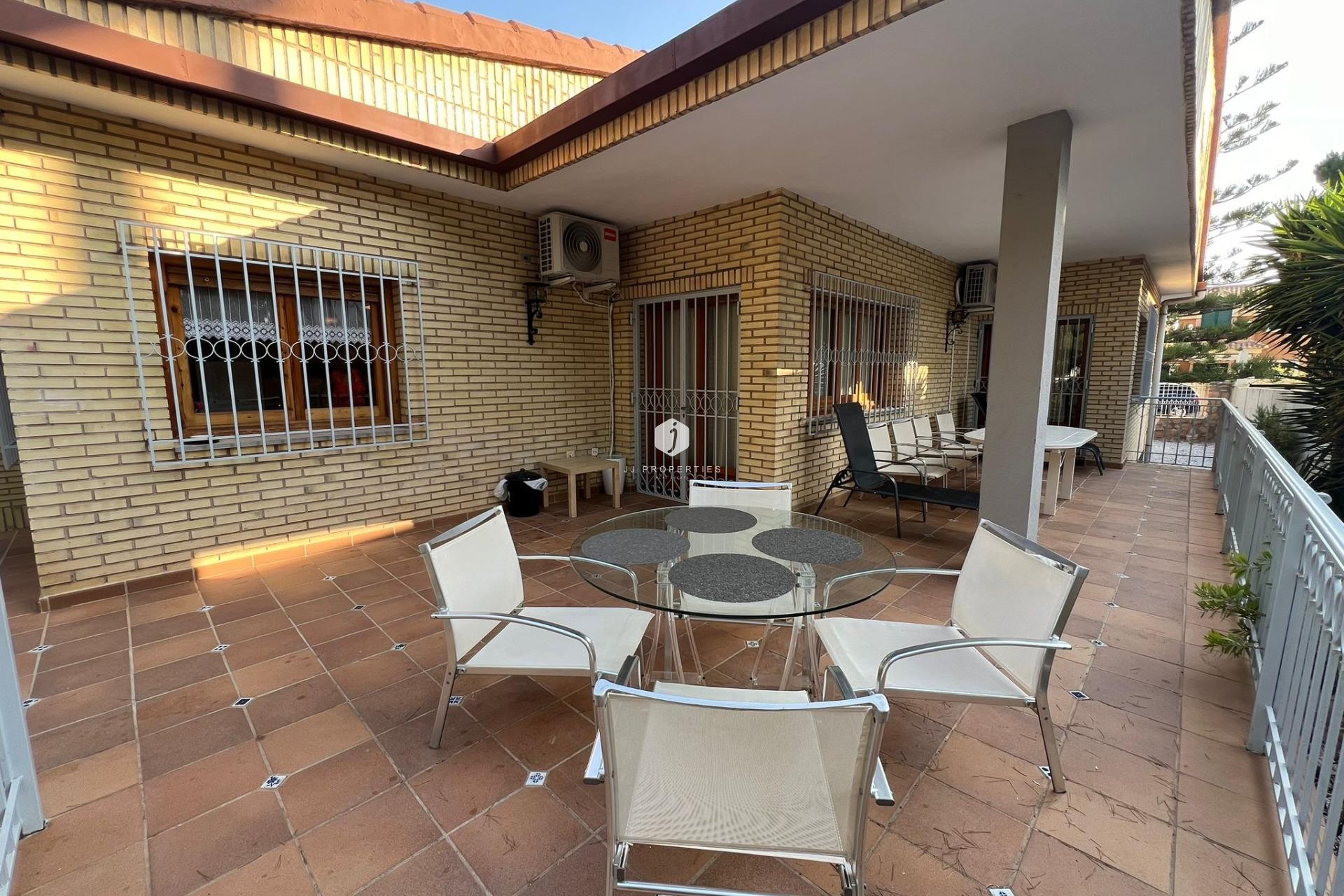 Segunda mano - Villa -
Orihuela Costa - Campoamor