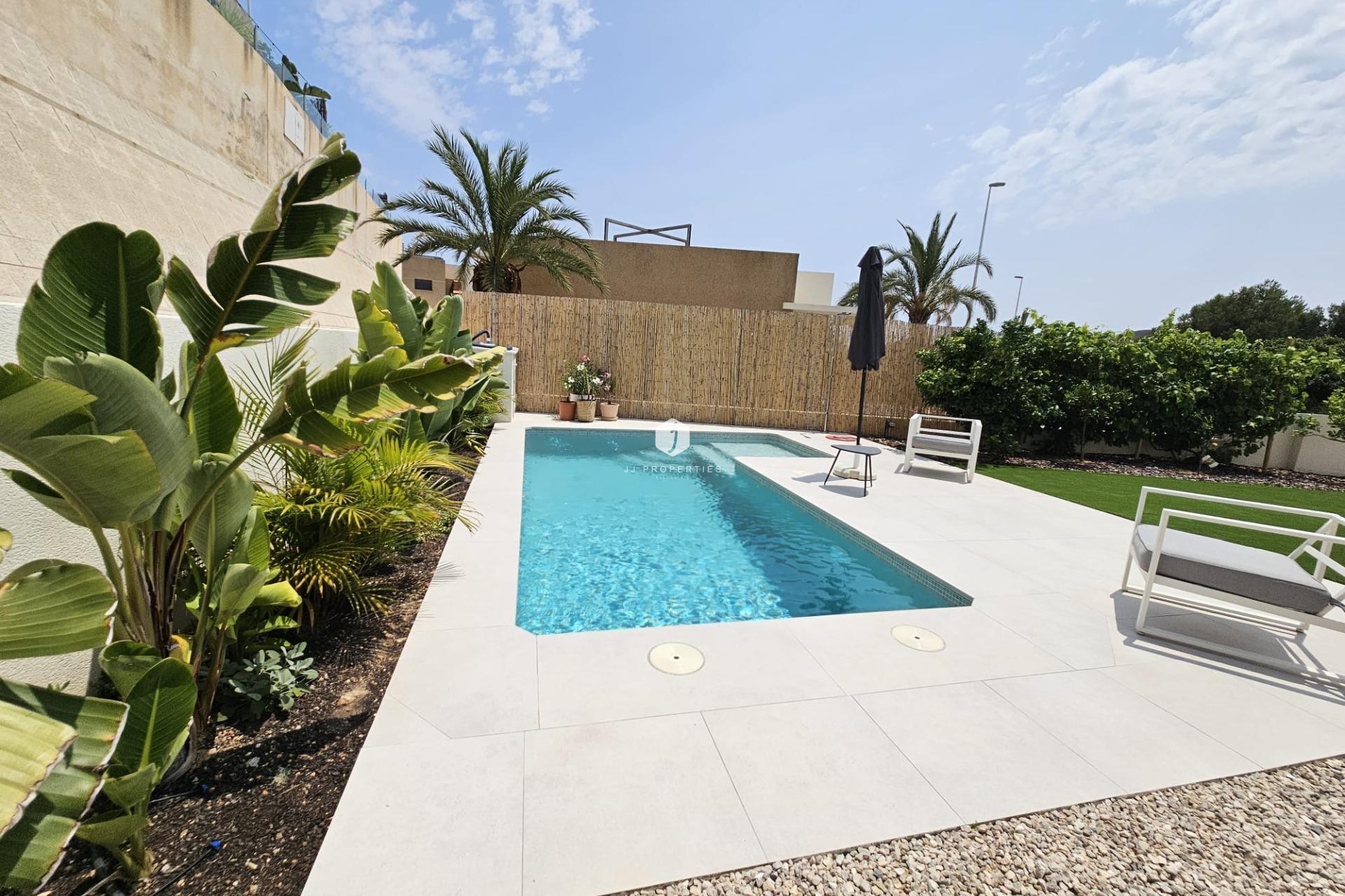 Segunda mano - Villa -
Orihuela Costa - La Regia