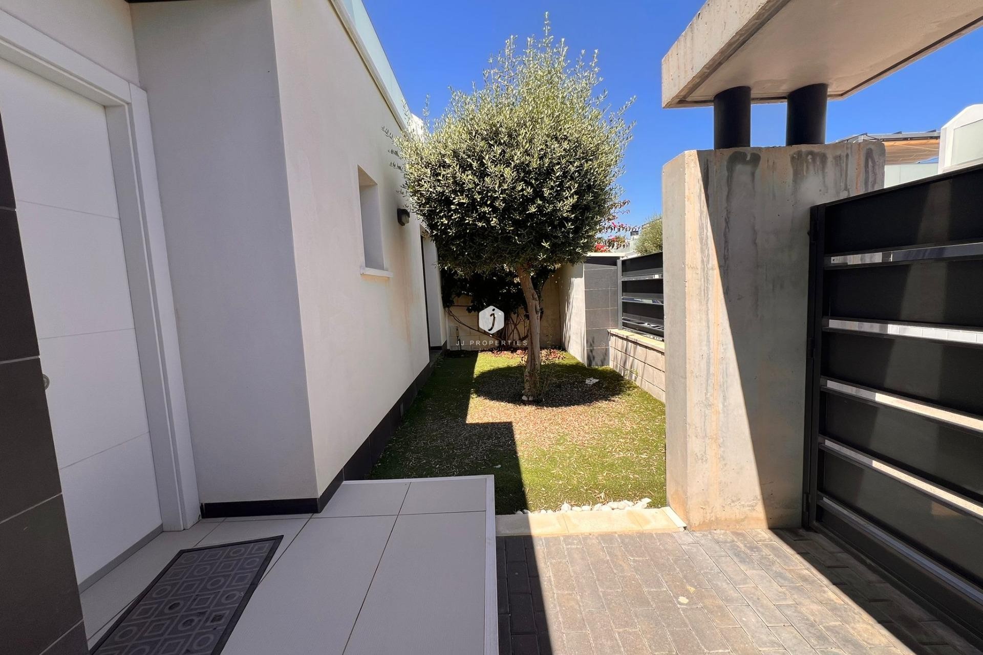 Segunda mano - Villa -
Orihuela Costa - Lomas de Cabo Roig