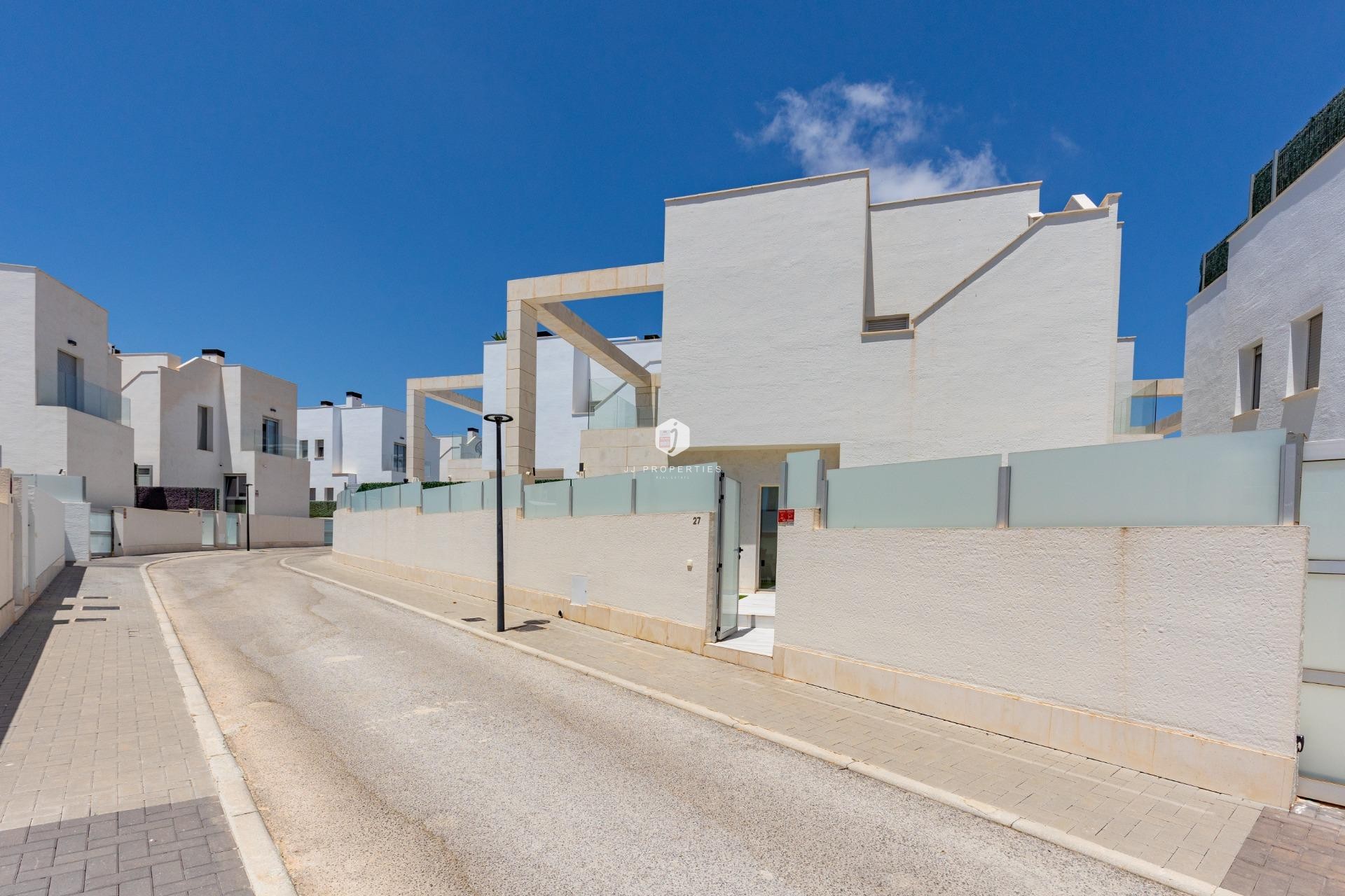 Segunda mano - Villa -
Orihuela Costa - Lomas de Cabo Roig
