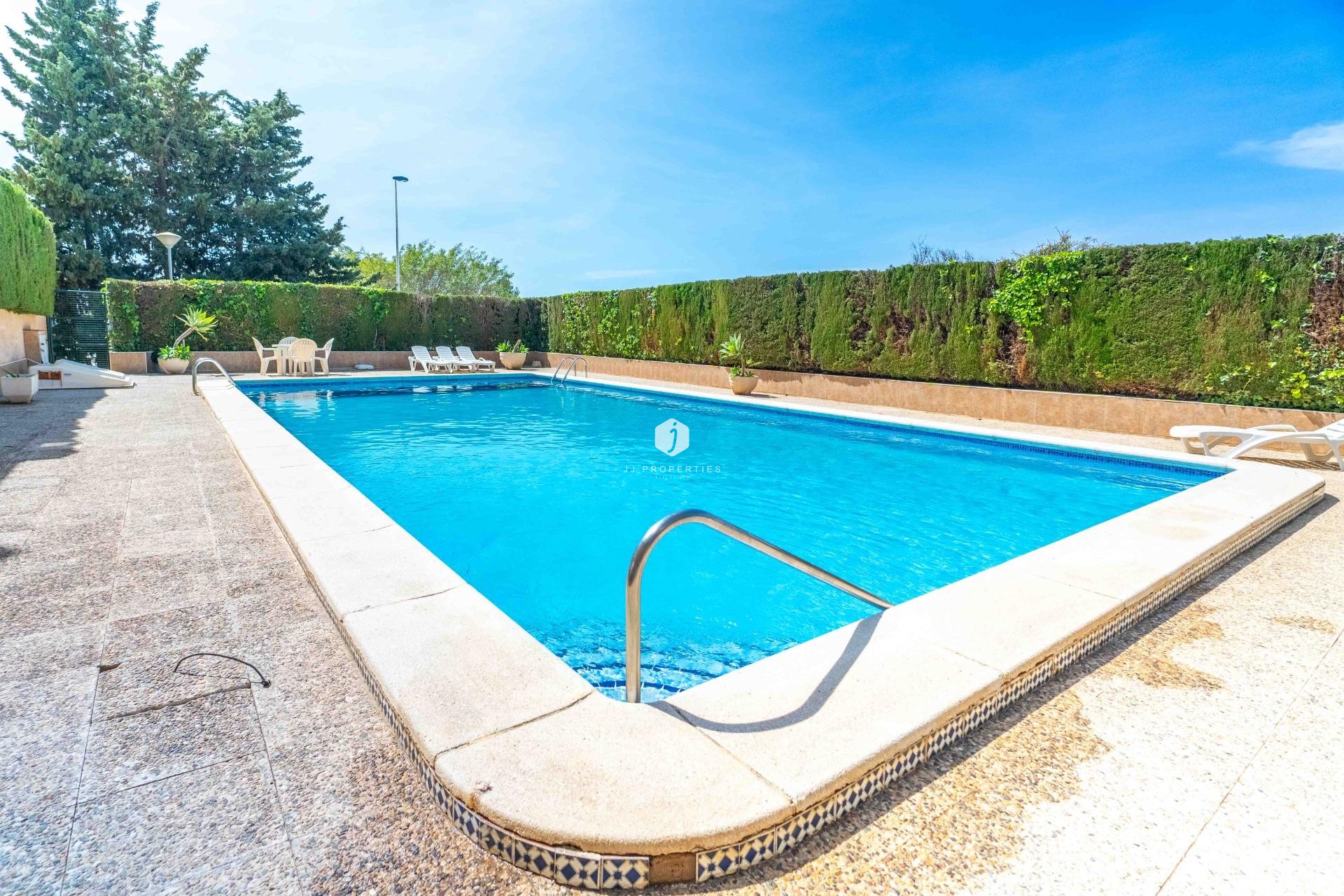 Segunda mano - Villa -
Orihuela Costa - Punta Prima