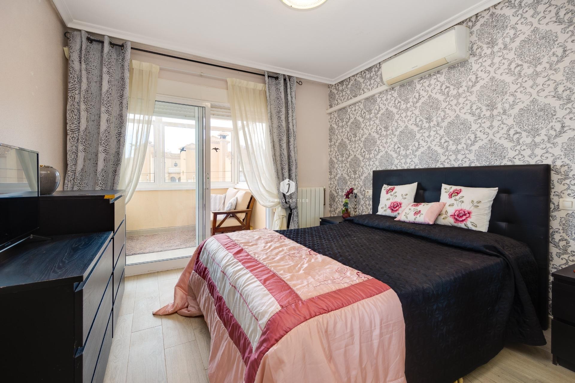 Segunda mano - Villa -
Orihuela Costa - Villamartín-las Filipinas