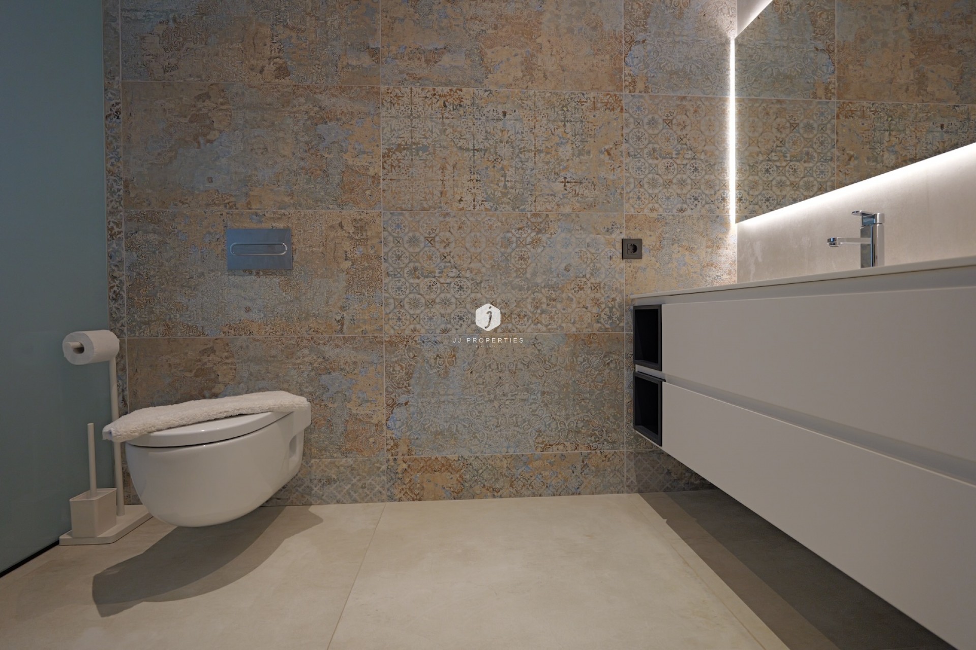 Segunda mano - Villa -
Rojales - Inland