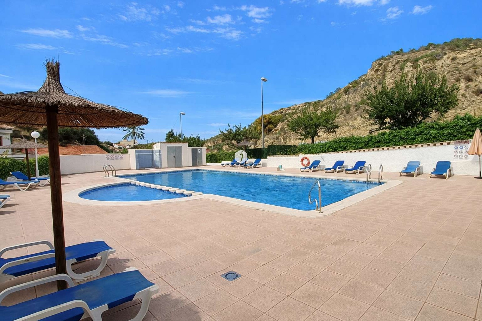 Segunda mano - Villa -
Rojales - Inland