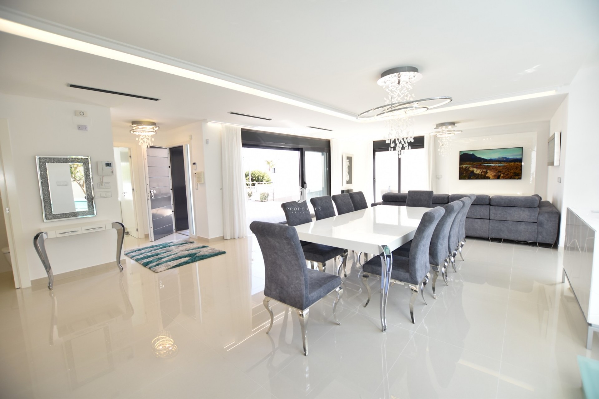 Segunda mano - Villa -
San Miguel de Salinas - Inland