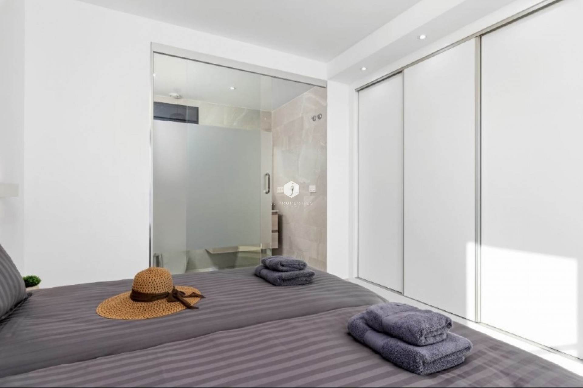 Segunda mano - Villa -
San Miguel de Salinas - Inland