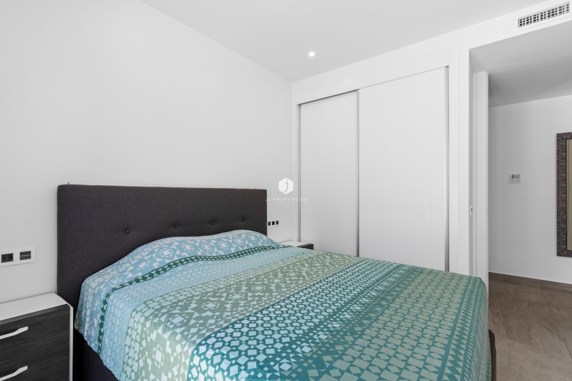 Segunda mano - Villa -
San Miguel de Salinas - Inland