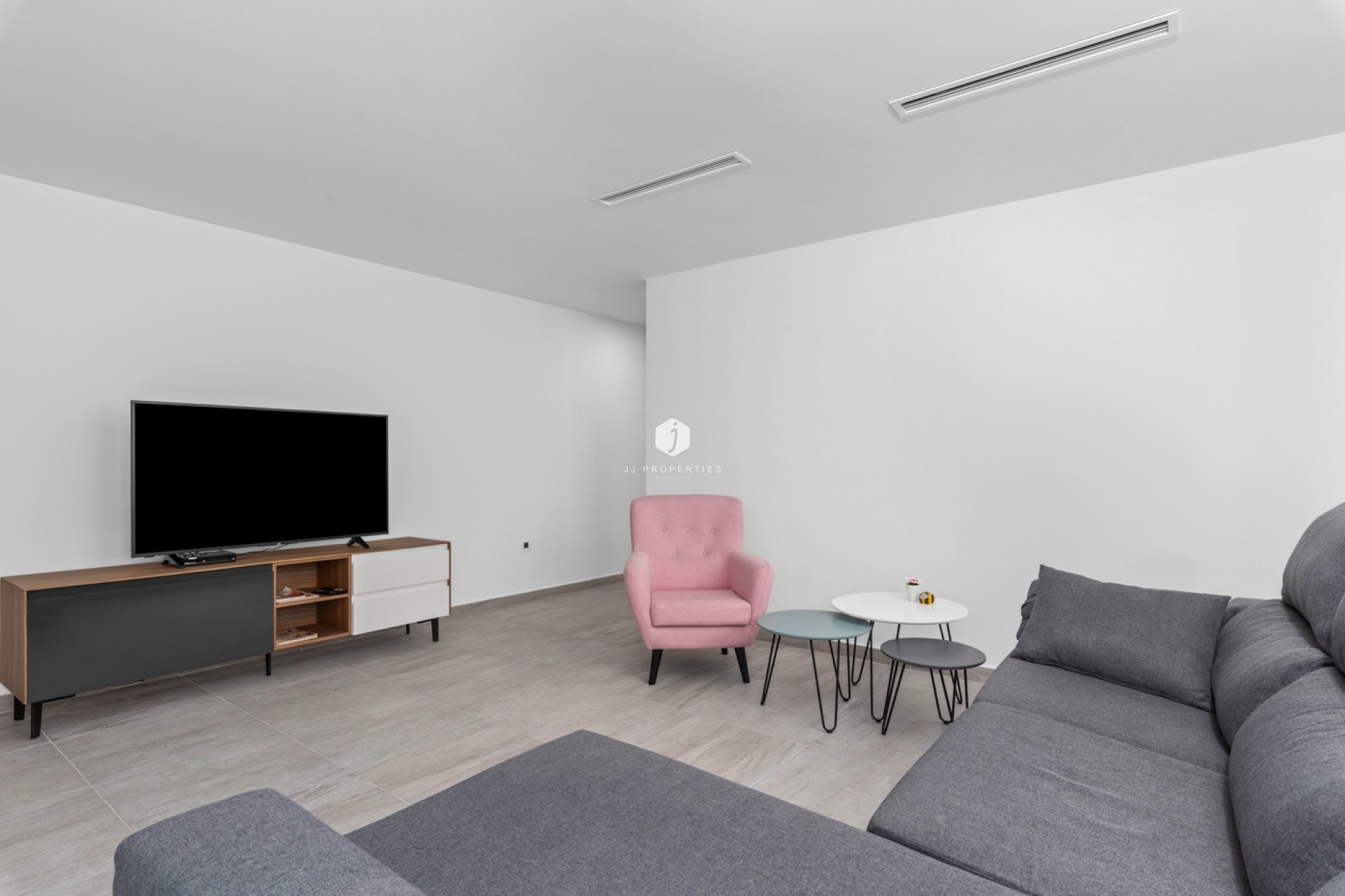 Segunda mano - Villa -
San Miguel de Salinas - Inland