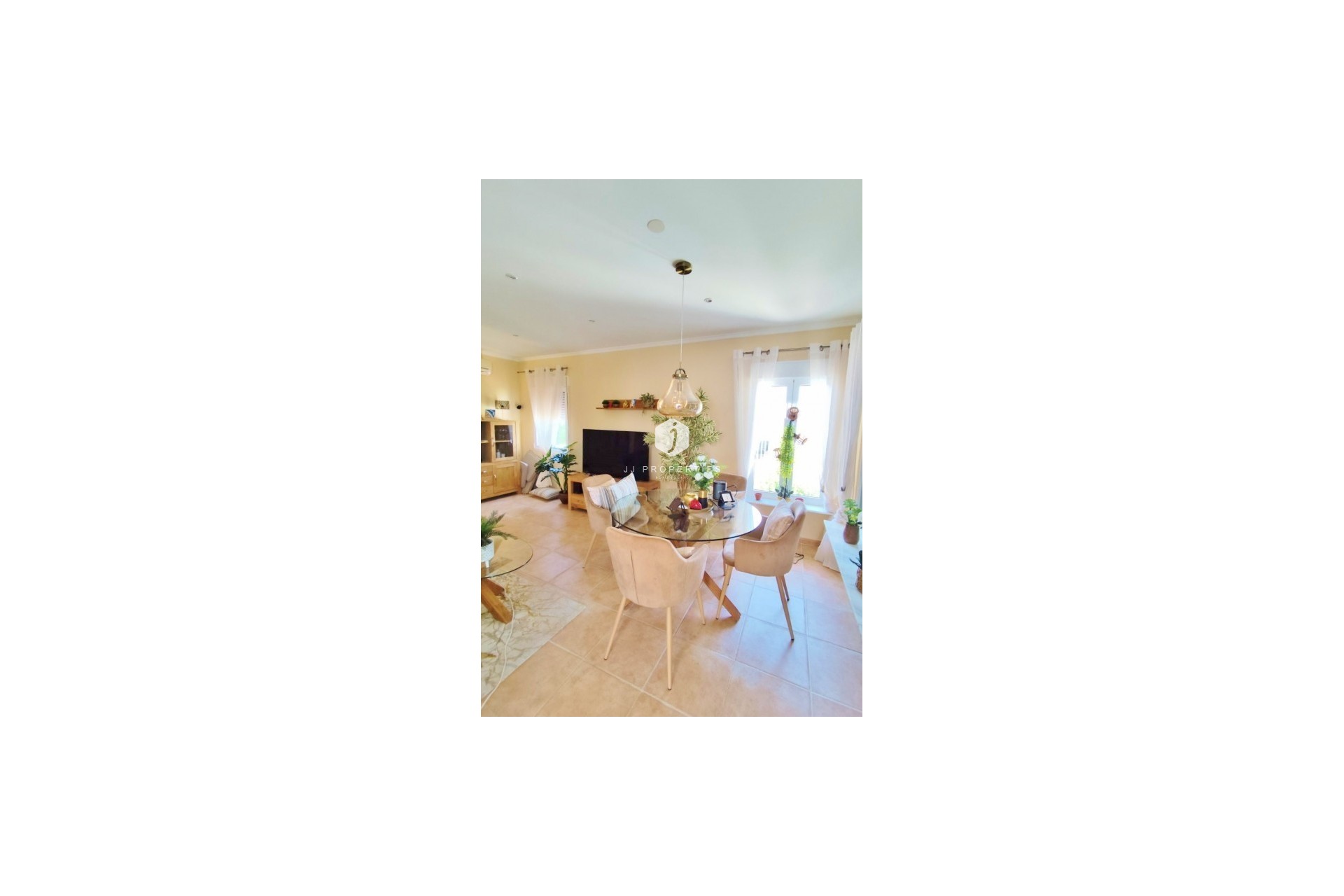 Segunda mano - Villa -
San Miguel de Salinas - Inland