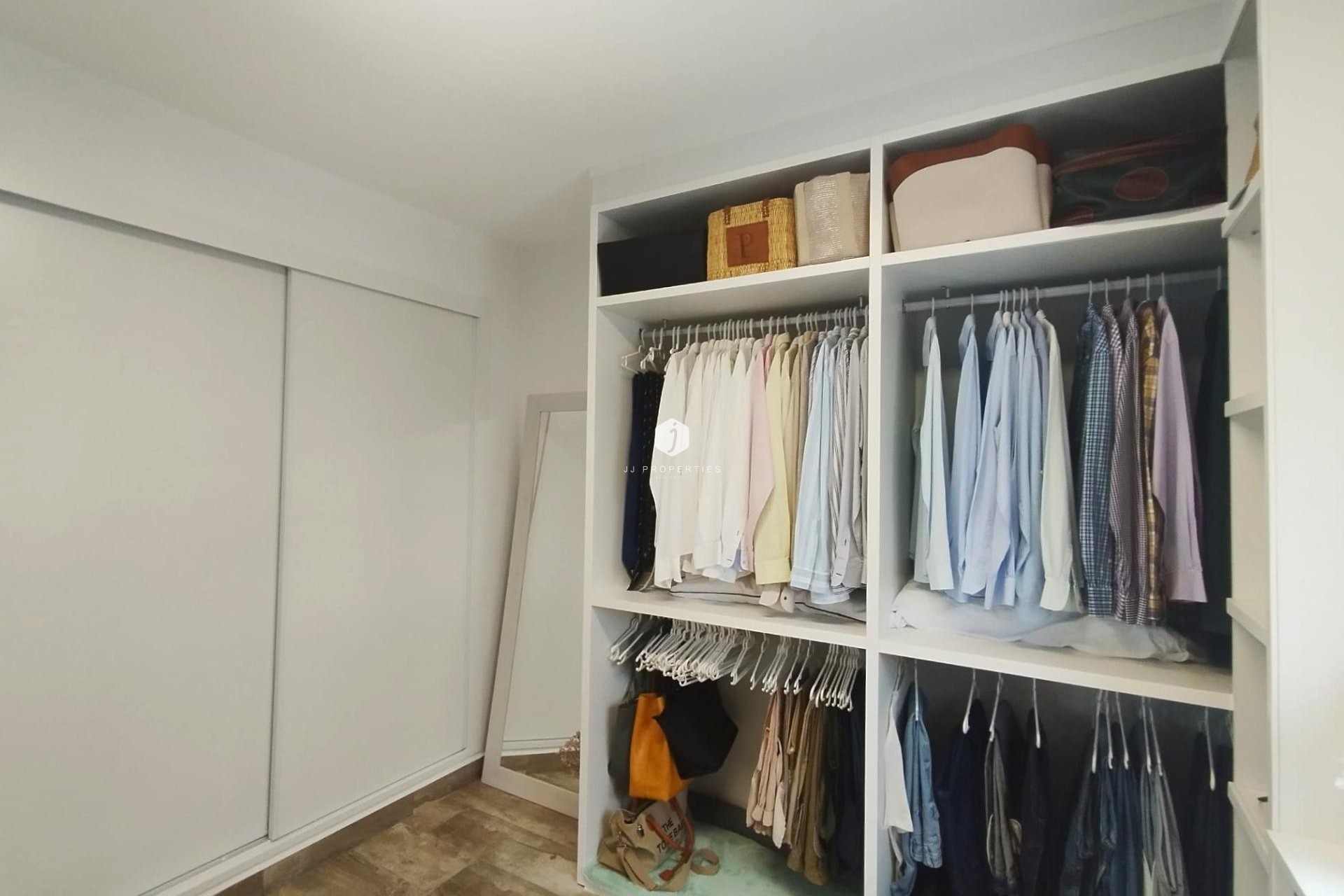 Segunda mano - Villa -
San Miguel de Salinas - Inland