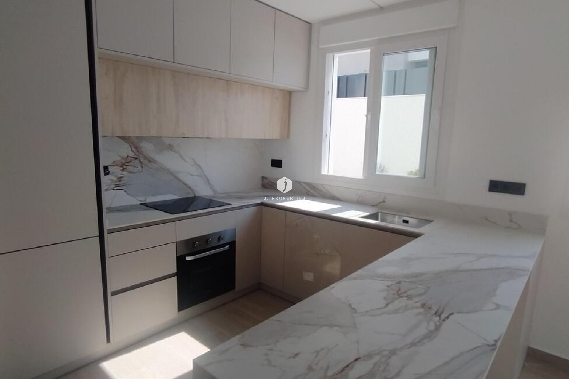 Segunda mano - Villa -
Torrevieja - aguas nuevas