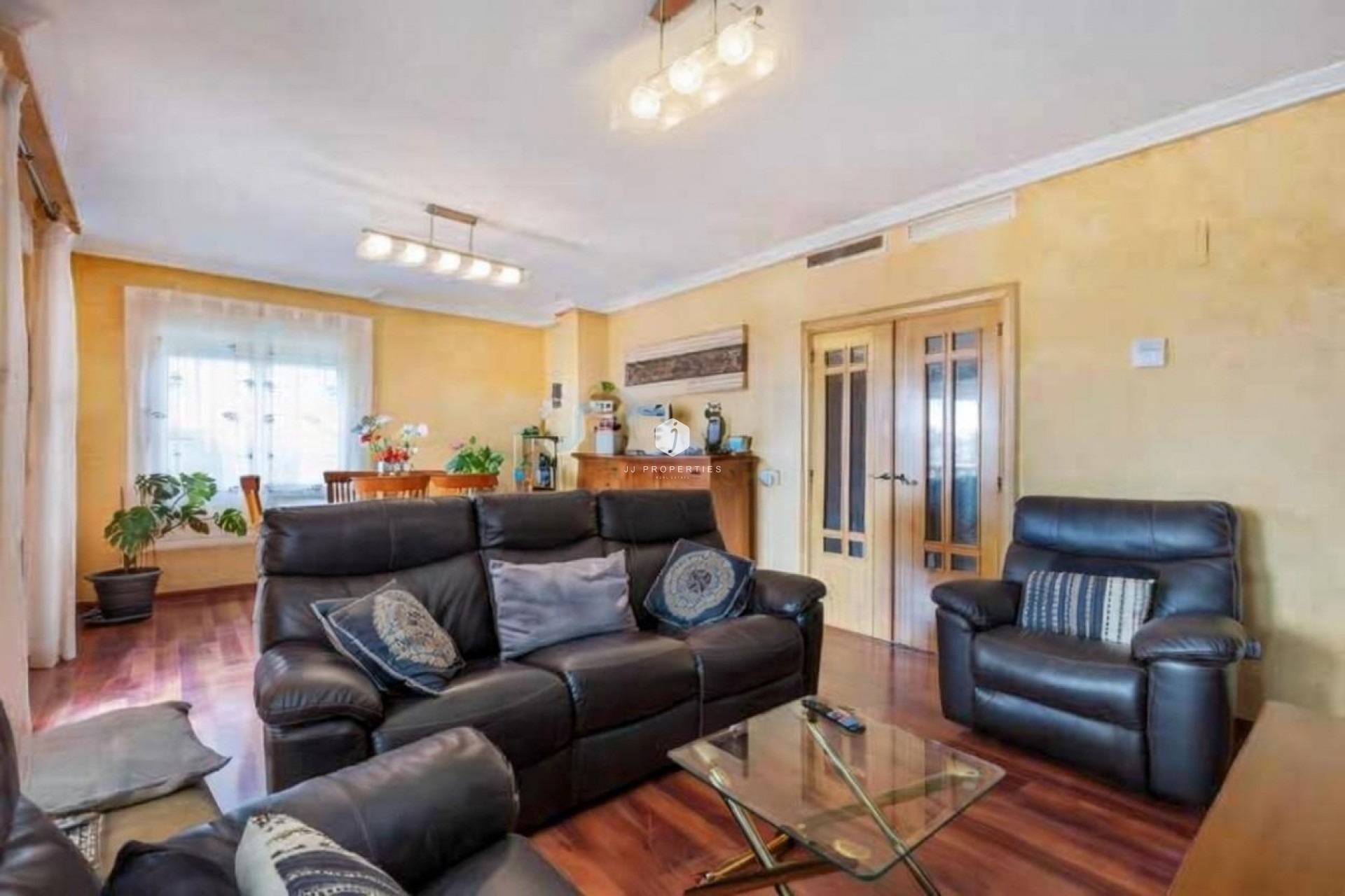 Segunda mano - Villa -
Torrevieja - aguas nuevas