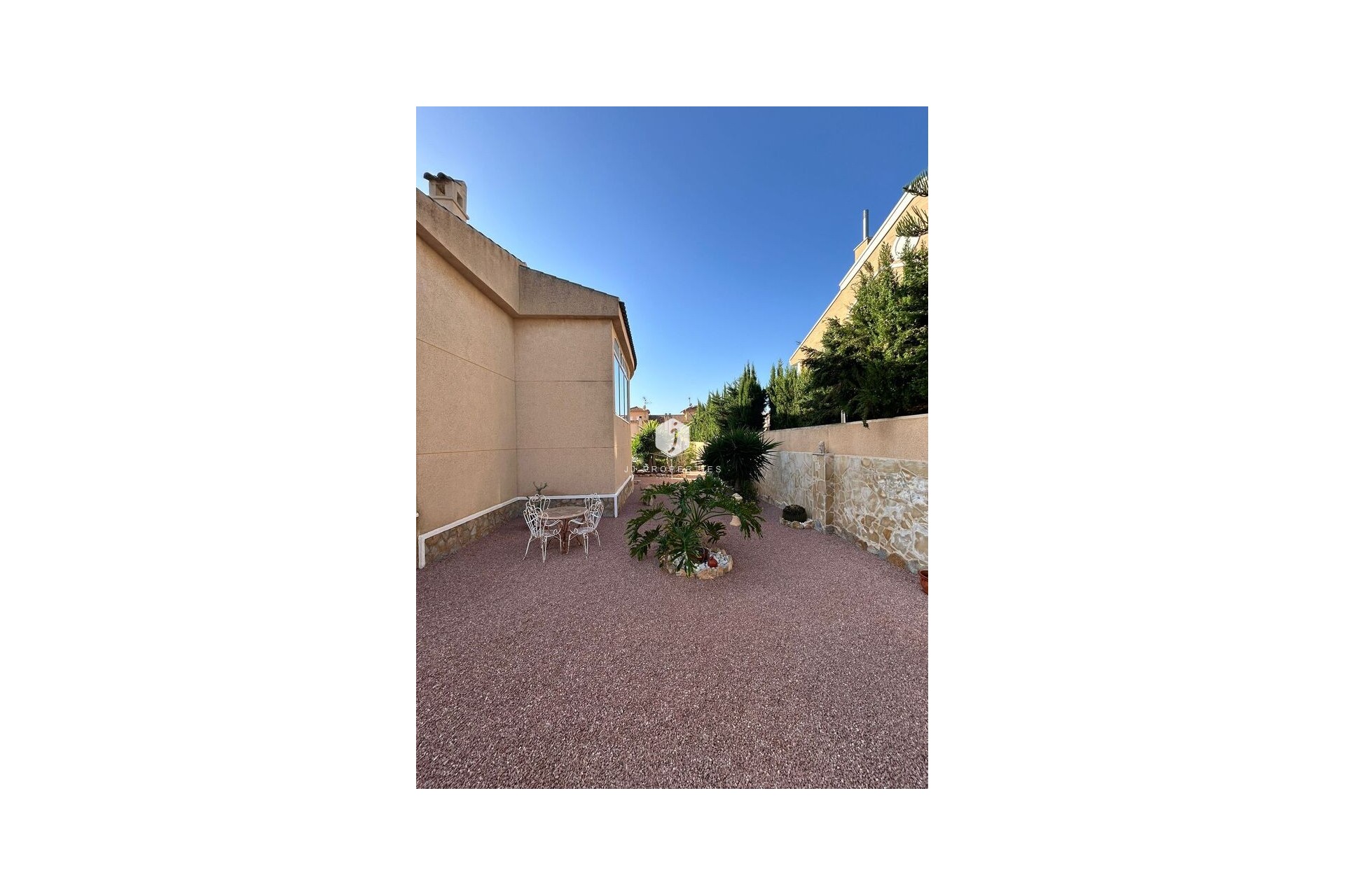 Segunda mano - Villa -
Torrevieja - aguas nuevas