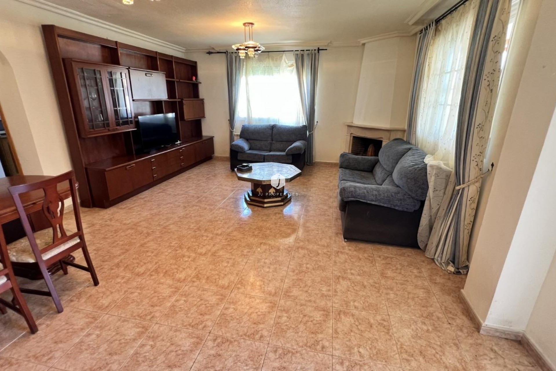Segunda mano - Villa -
Torrevieja - aguas nuevas
