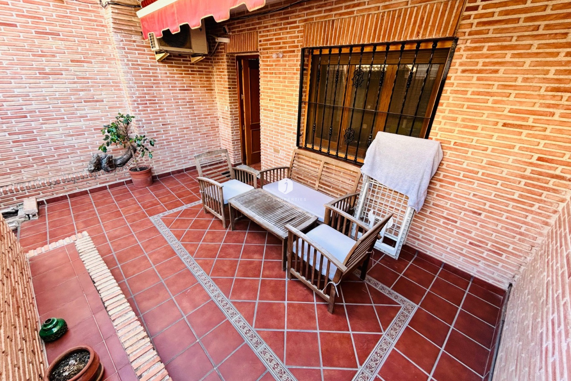 Segunda mano - Villa -
Torrevieja - Costa Blanca