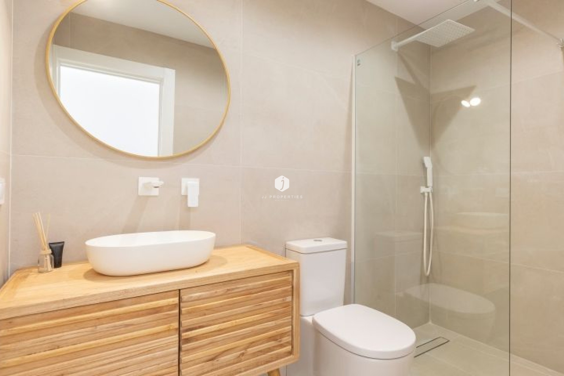 Segunda mano - Villa -
Torrevieja - Costa Blanca