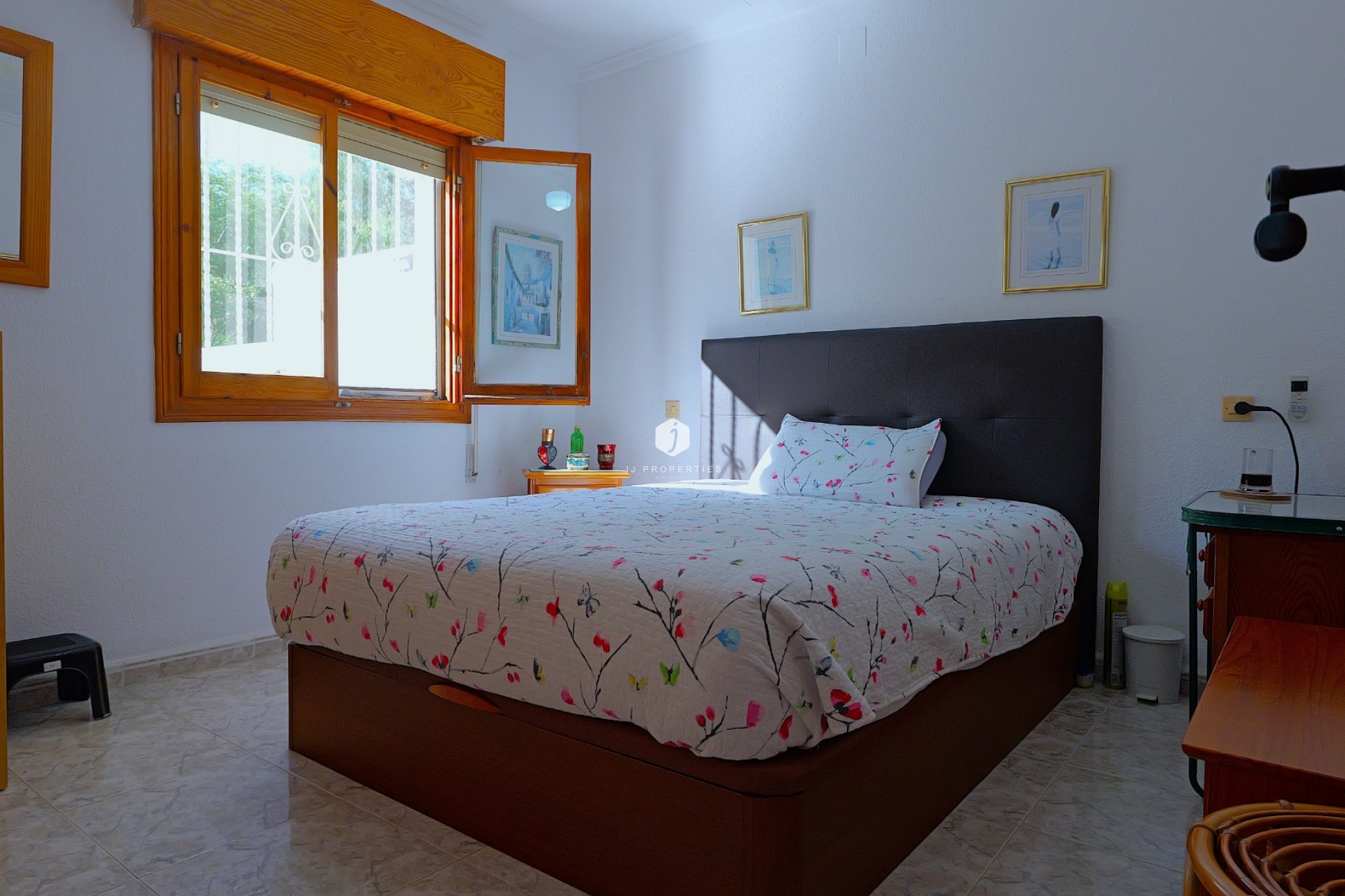 Segunda mano - Villa -
Torrevieja - Costa Blanca