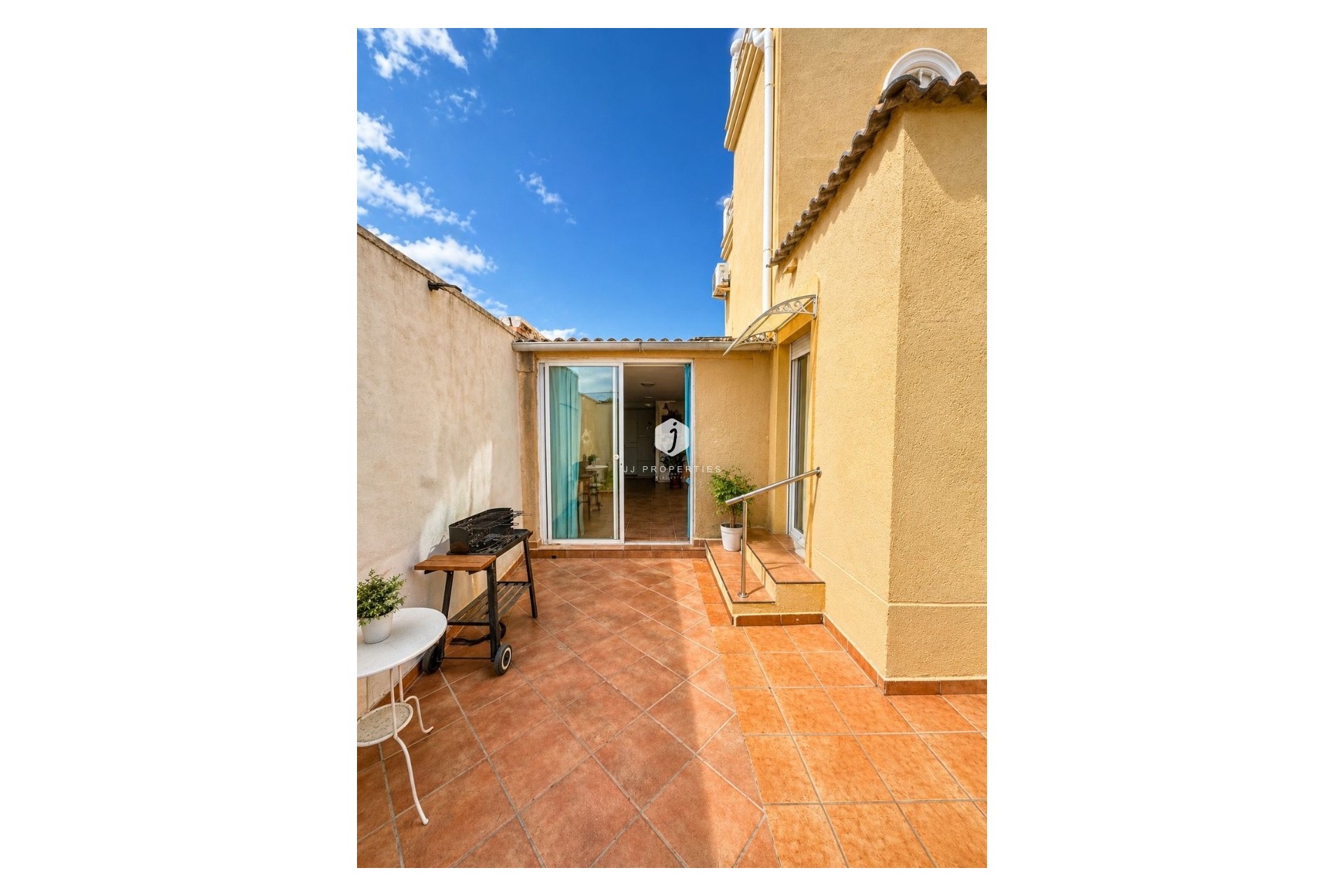 Segunda mano - Villa -
Torrevieja - Costa Blanca