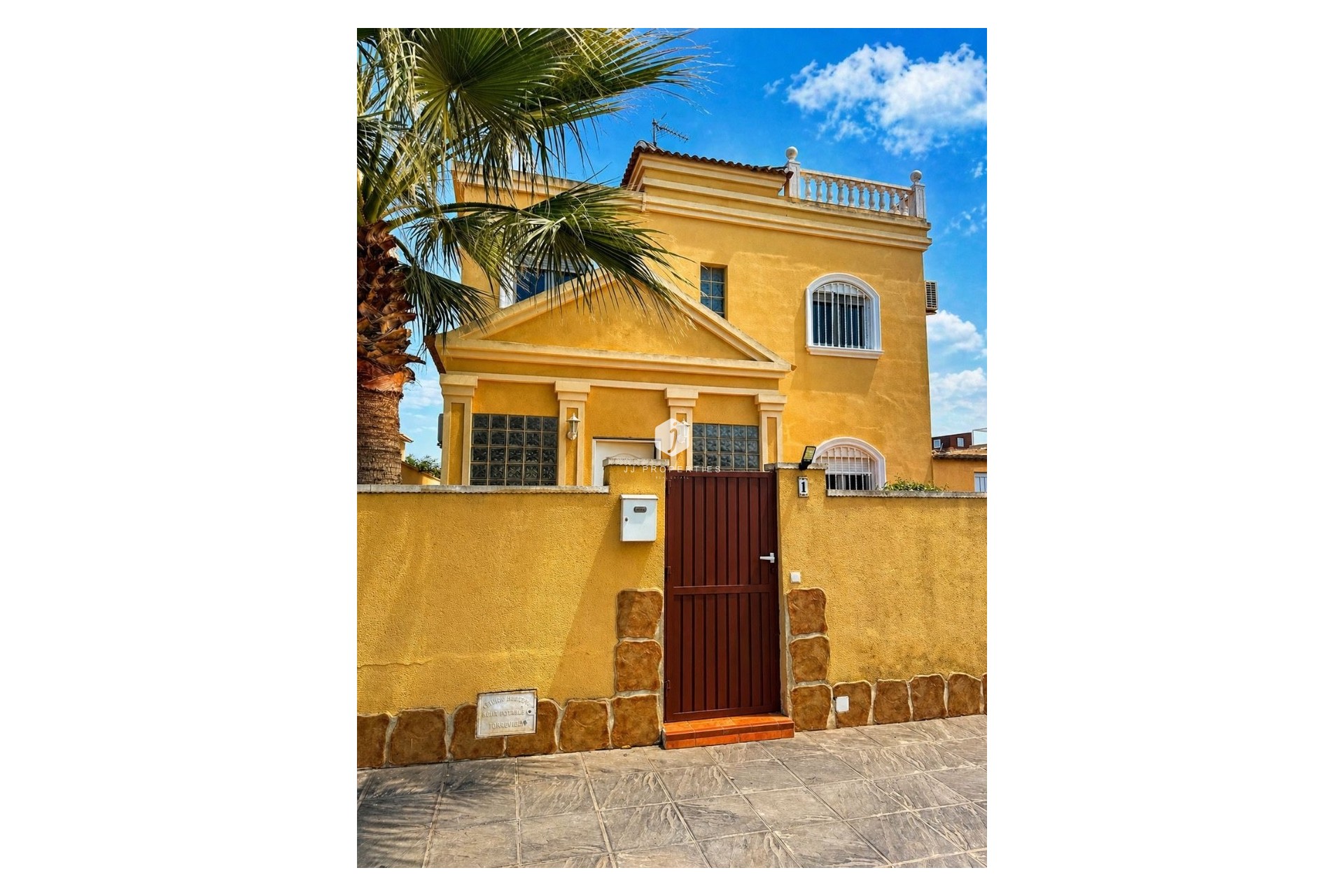Segunda mano - Villa -
Torrevieja - Costa Blanca