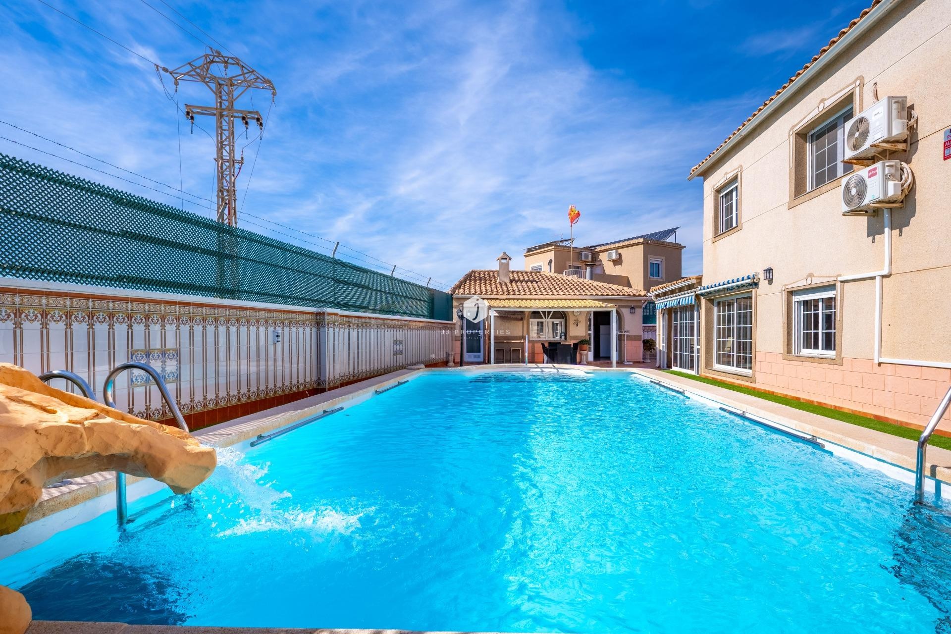 Segunda mano - Villa -
Torrevieja - El chaparral